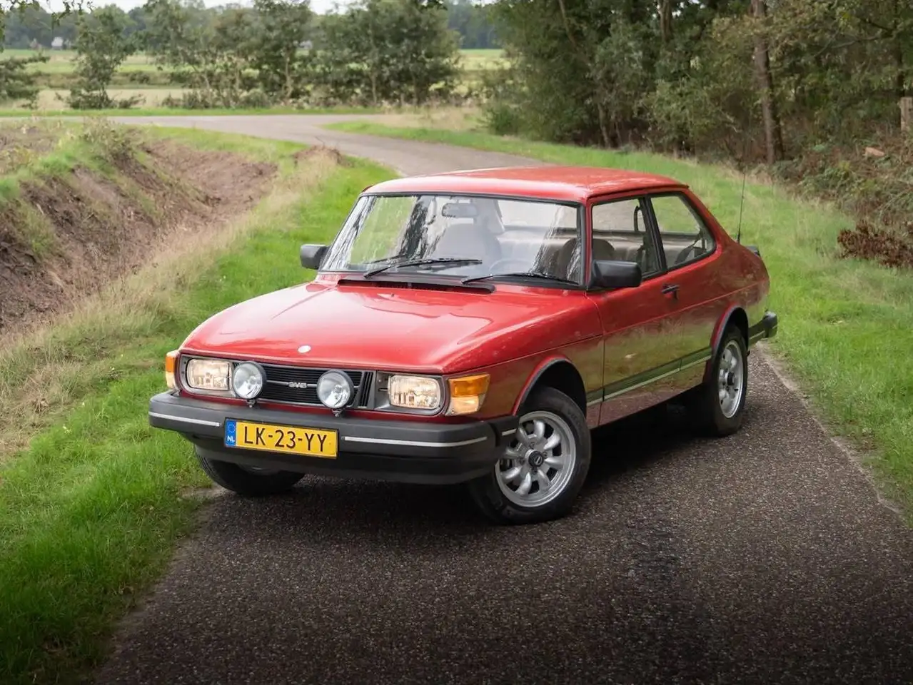 Saab 90, foto 1