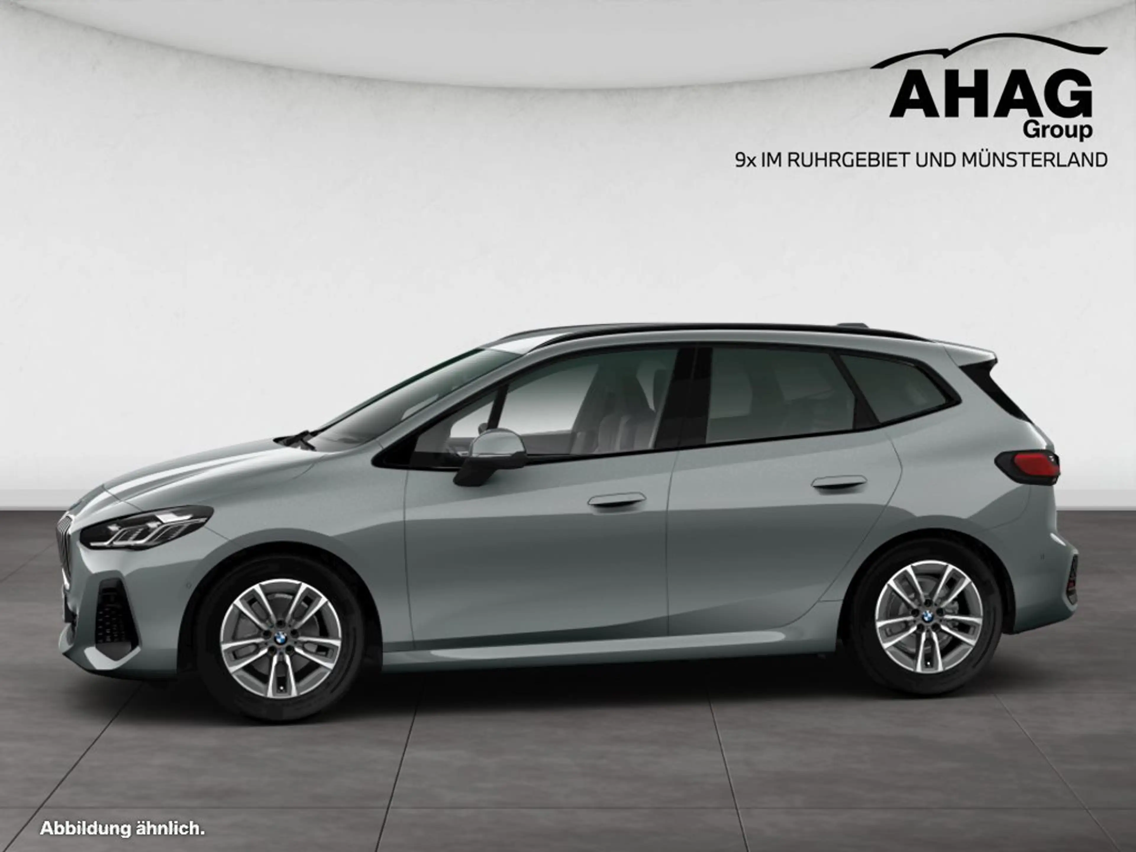 BMW 220 i Active Tourer — photo 5