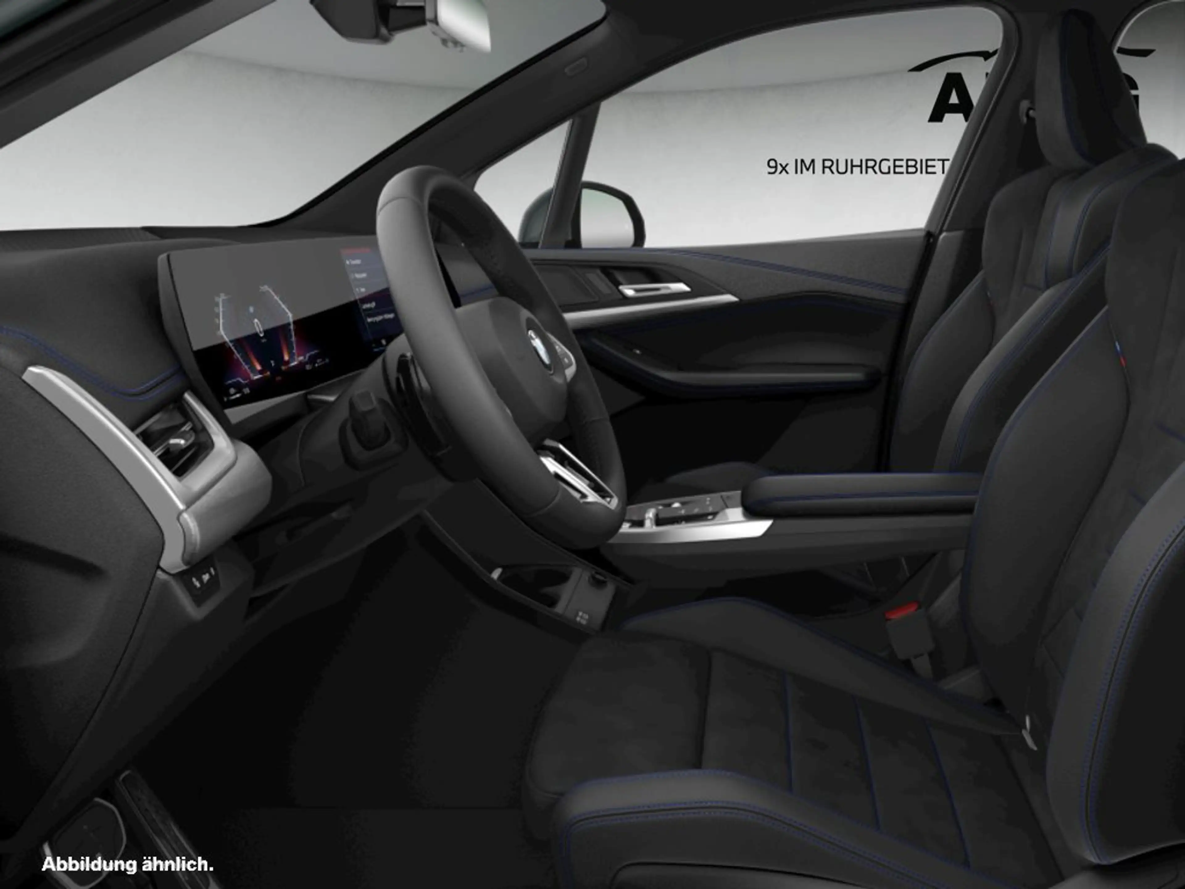 BMW 220 i Active Tourer — photo 3