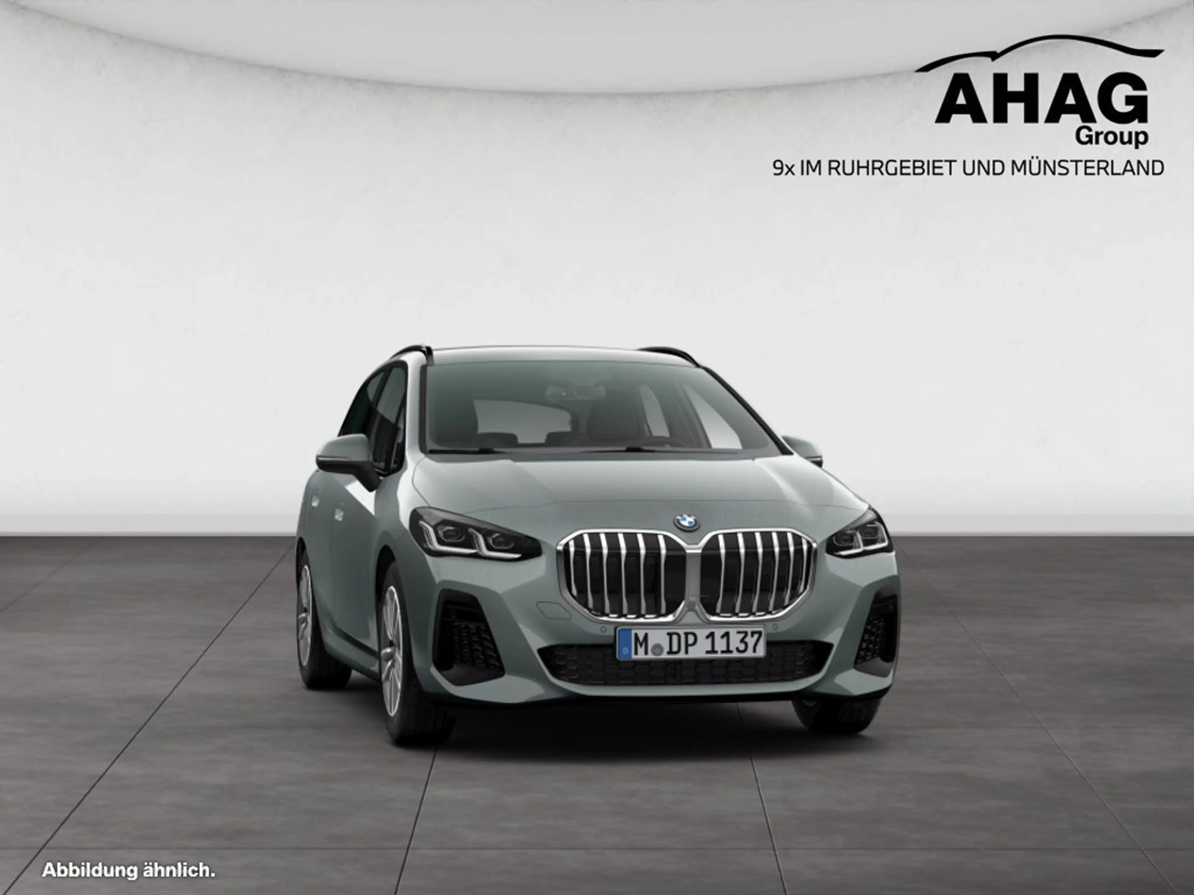 BMW 220 i Active Tourer — photo 10