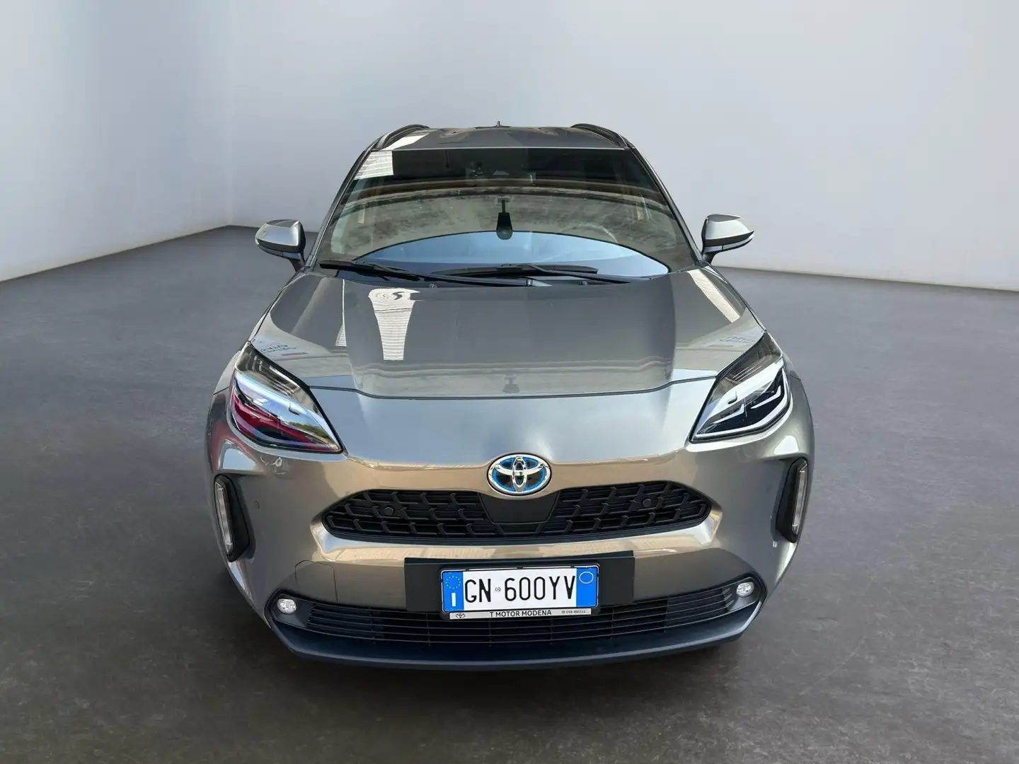 Toyota Yaris Cross 1.5 Hybrid 5p. E-CVT Trend Bronze - 2