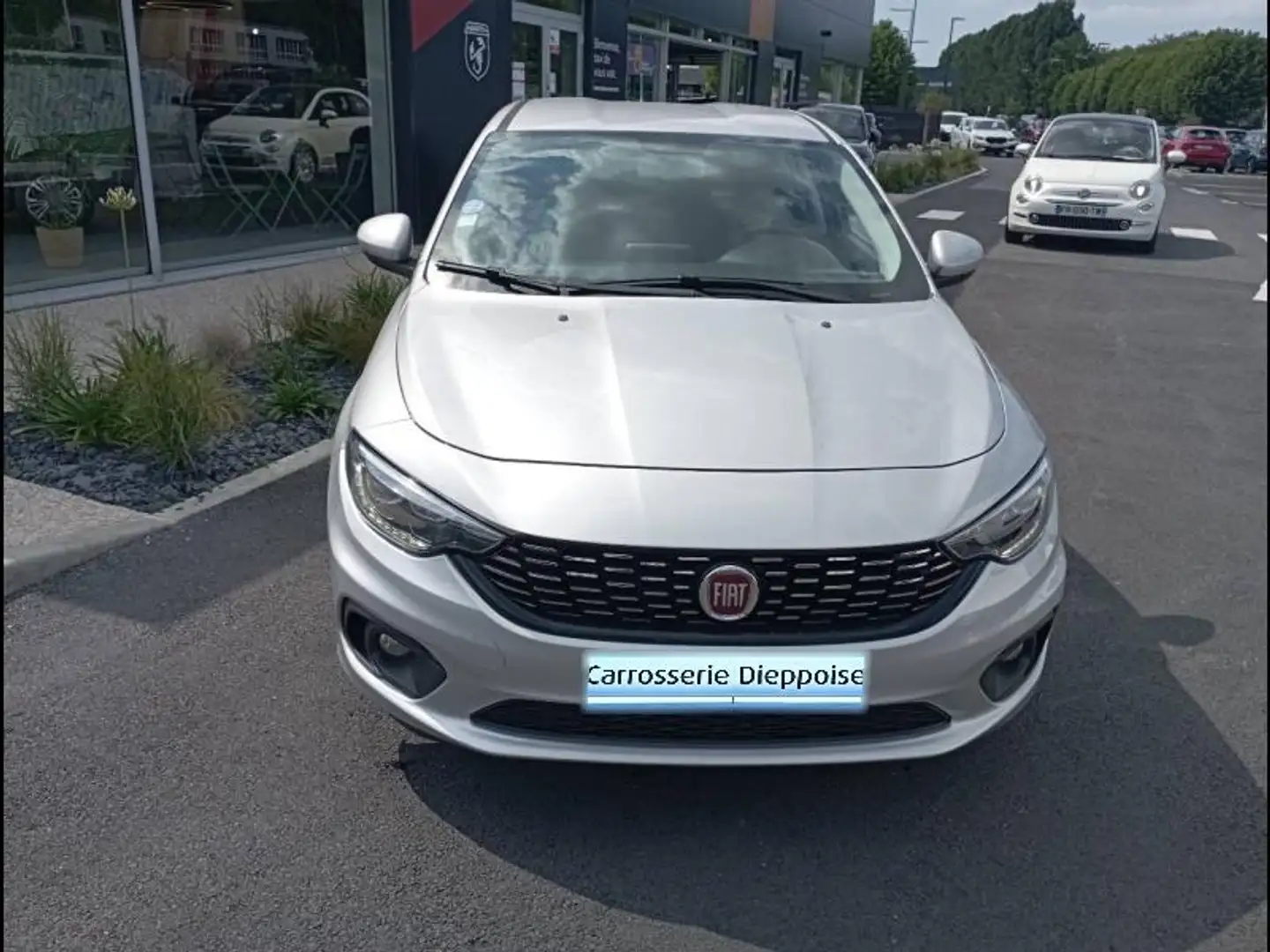 Fiat Tipo 1.4 95ch Easy MY19 5p Grijs - 2