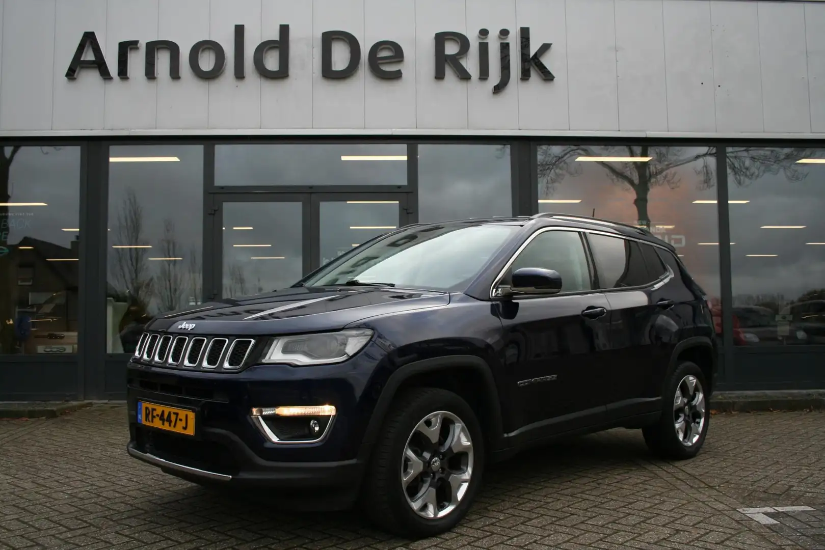 Jeep Compass 1.4 MultiAir Opening Edition 4x4 Blauw - 1