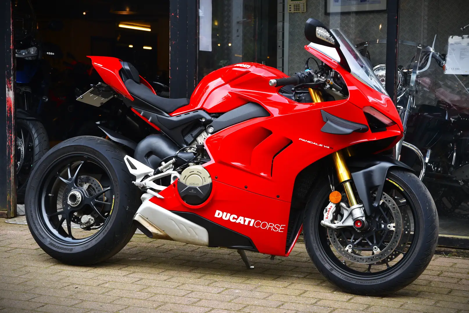 Ducati Panigale V4 S ***MOTO VERTE*** Red - 1