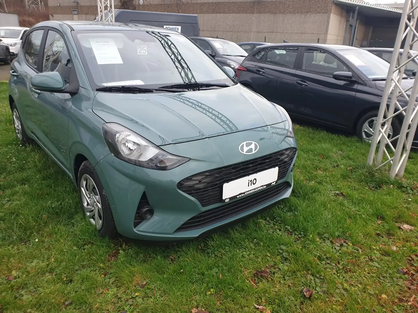 Hyundai i10 1.0i 5AMT Twist Groen - 2
