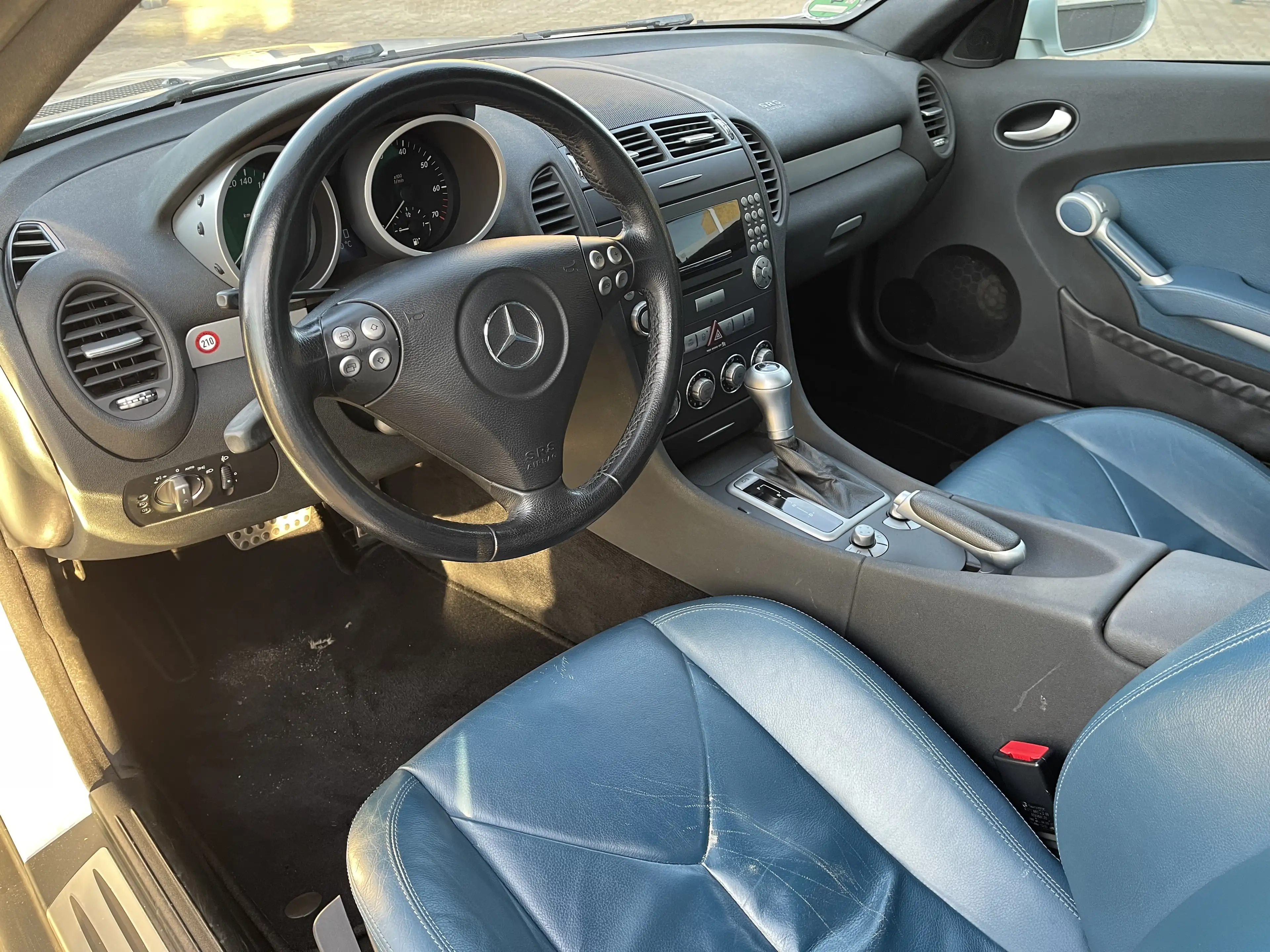 Mercedes-Benz SLK 200 Kompressor Automatik Leder 19 Zoll Top Gepflegt — photo 4