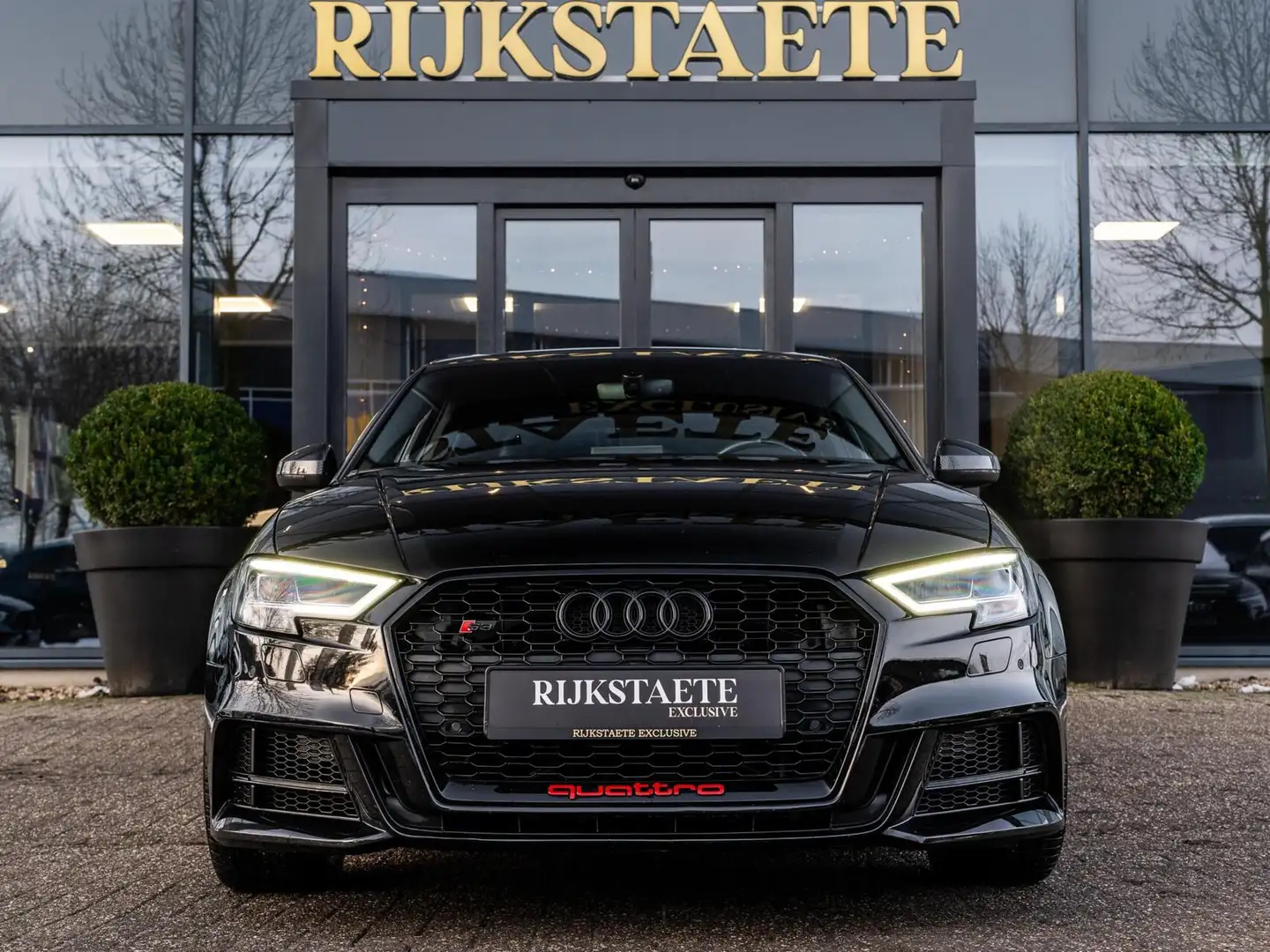 Audi S3 2.0 TFSI Quattro|B&O|RS-STOELEN|PDC|LEDER|19'' Schwarz - 2