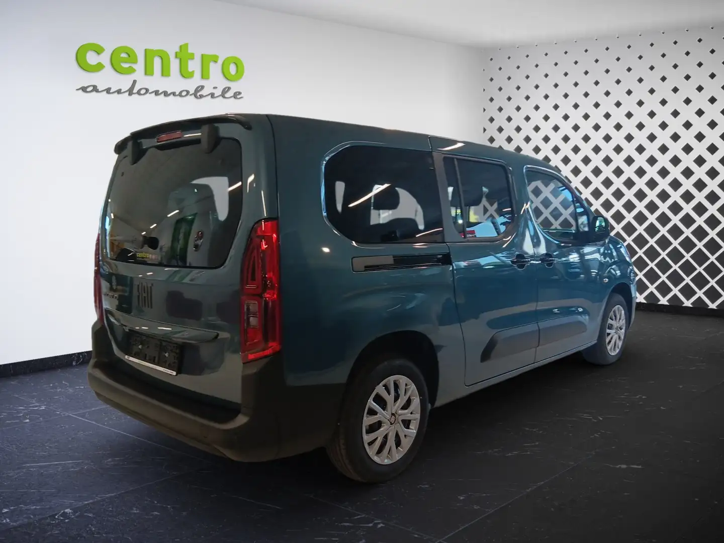 Fiat Doblo XL BlueHDi 130 MT Tech Paket+Komfort Paket Blau - 2