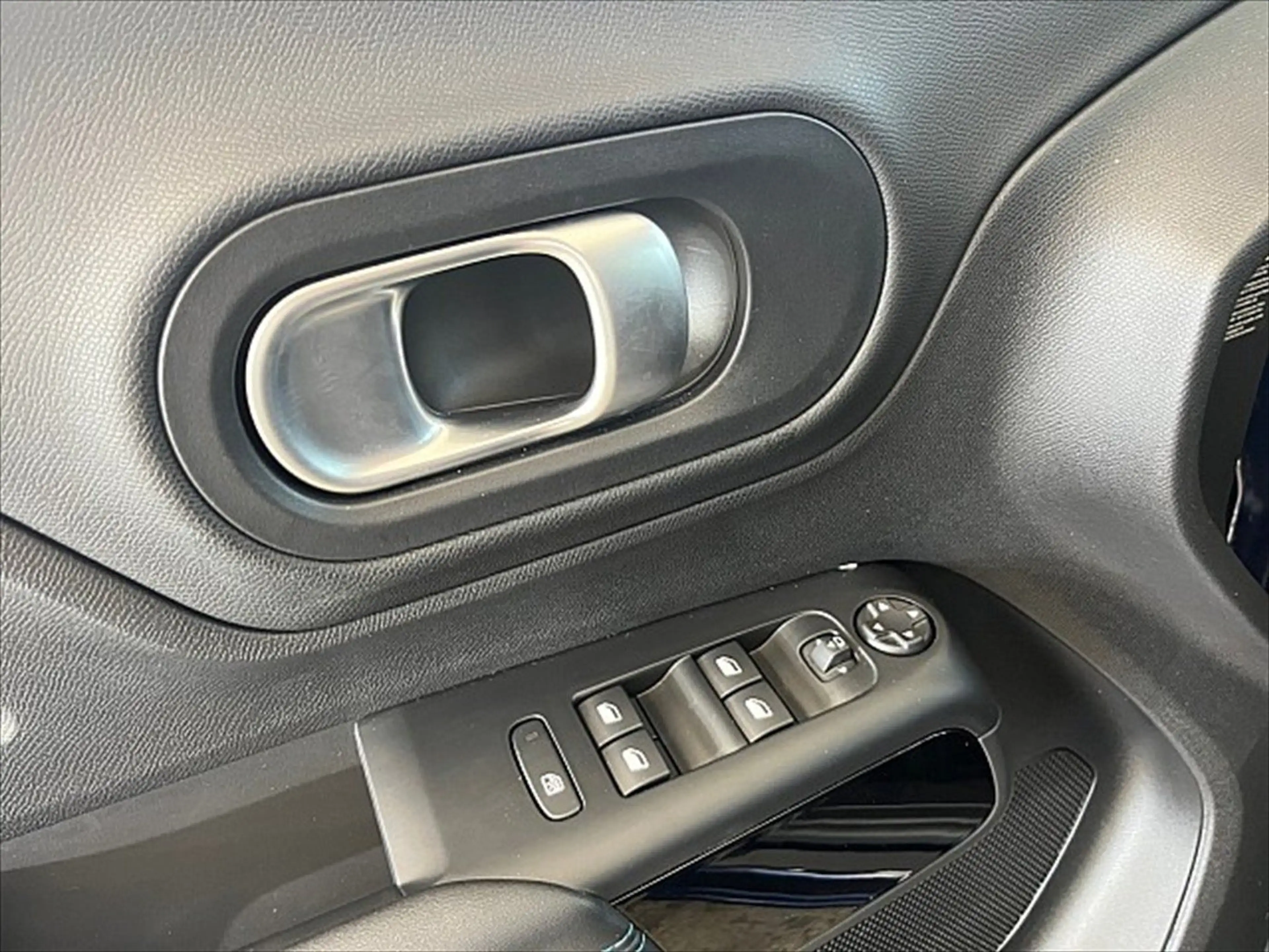 Citroen C5 Aircross 1.5 BlueHDi 130 Max LED Navi Pano SD — photo 12