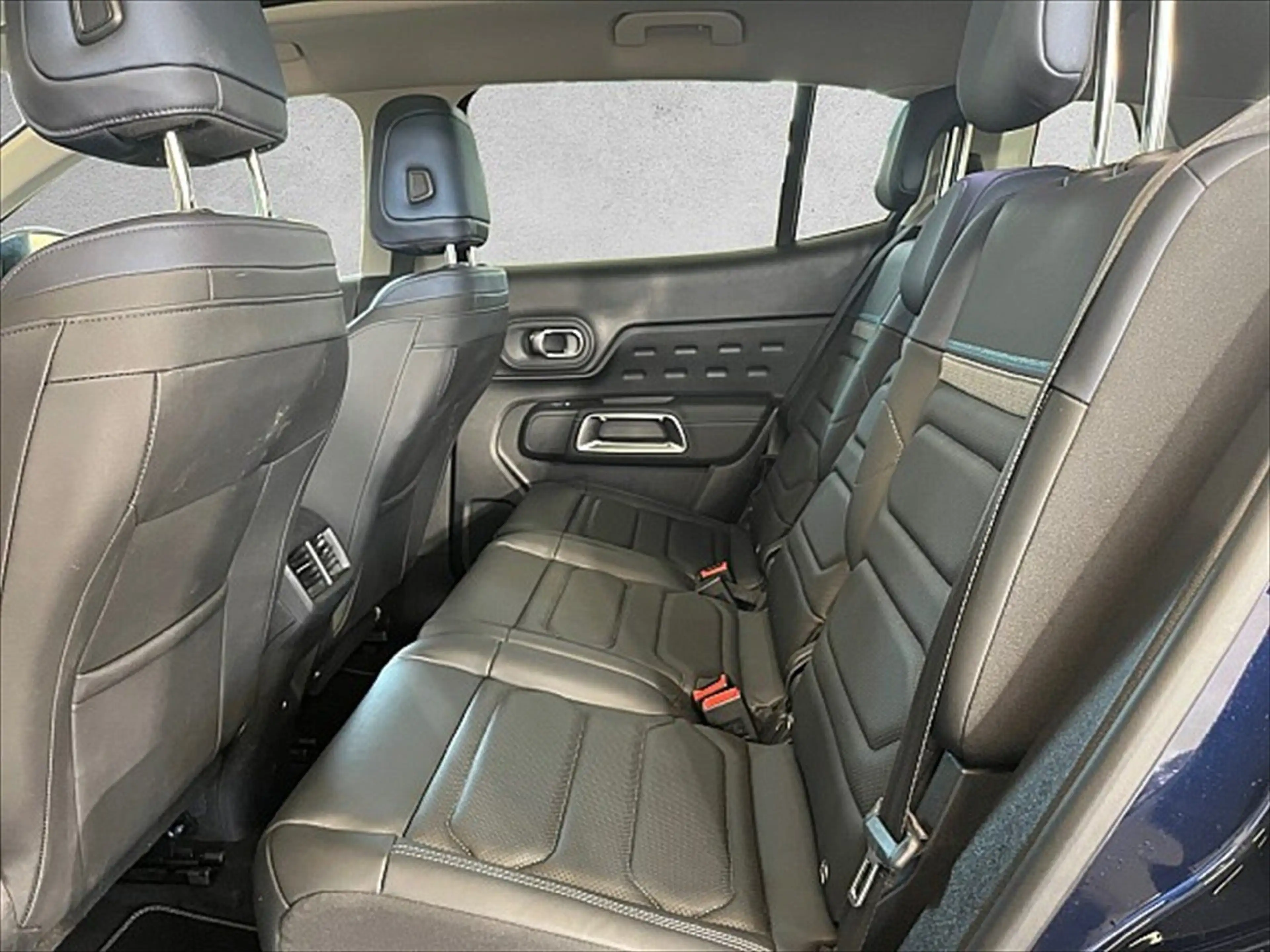 Citroen C5 Aircross 1.5 BlueHDi 130 Max LED Navi Pano SD — photo 7