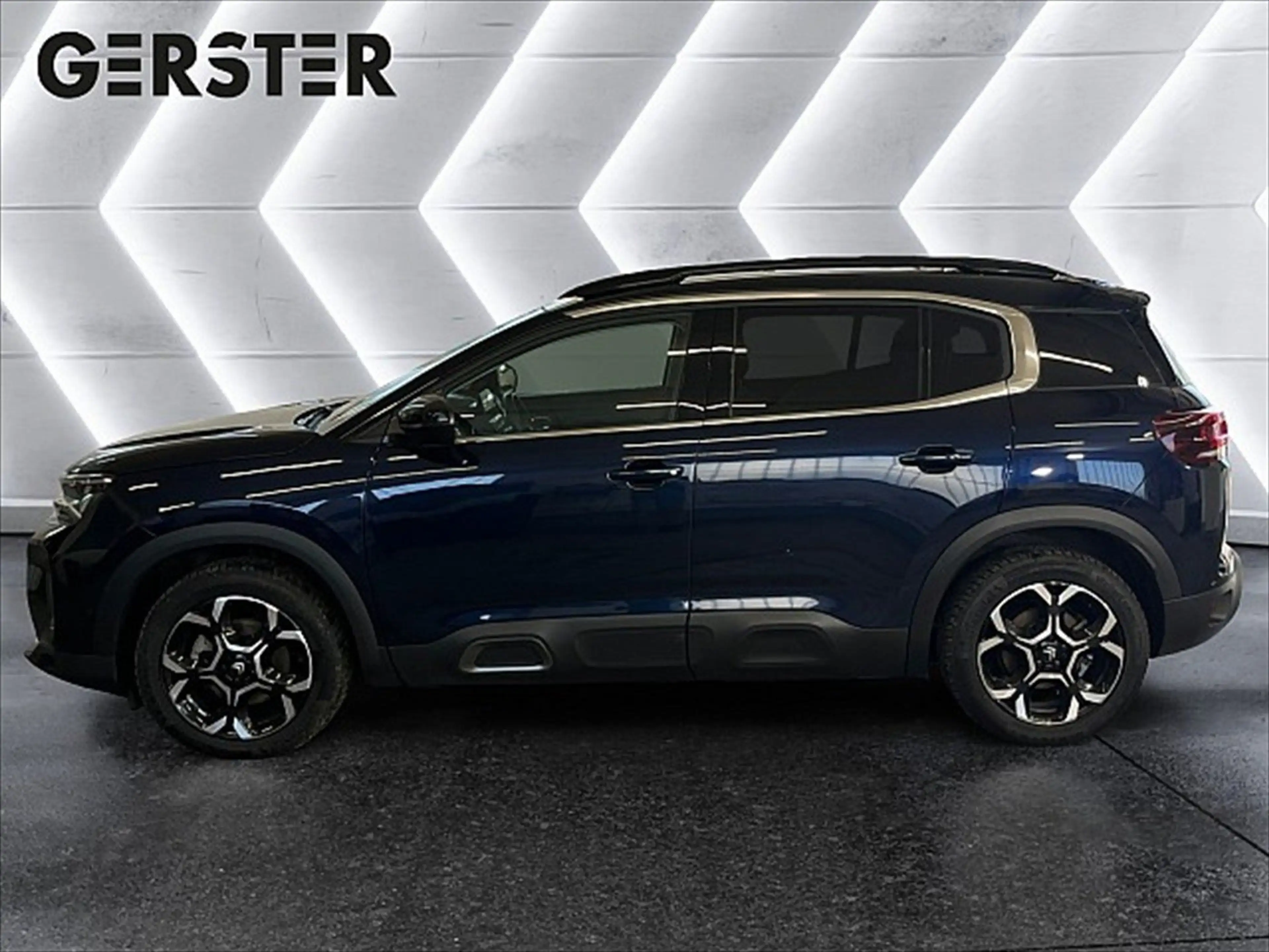 Citroen C5 Aircross 1.5 BlueHDi 130 Max LED Navi Pano SD — photo 3