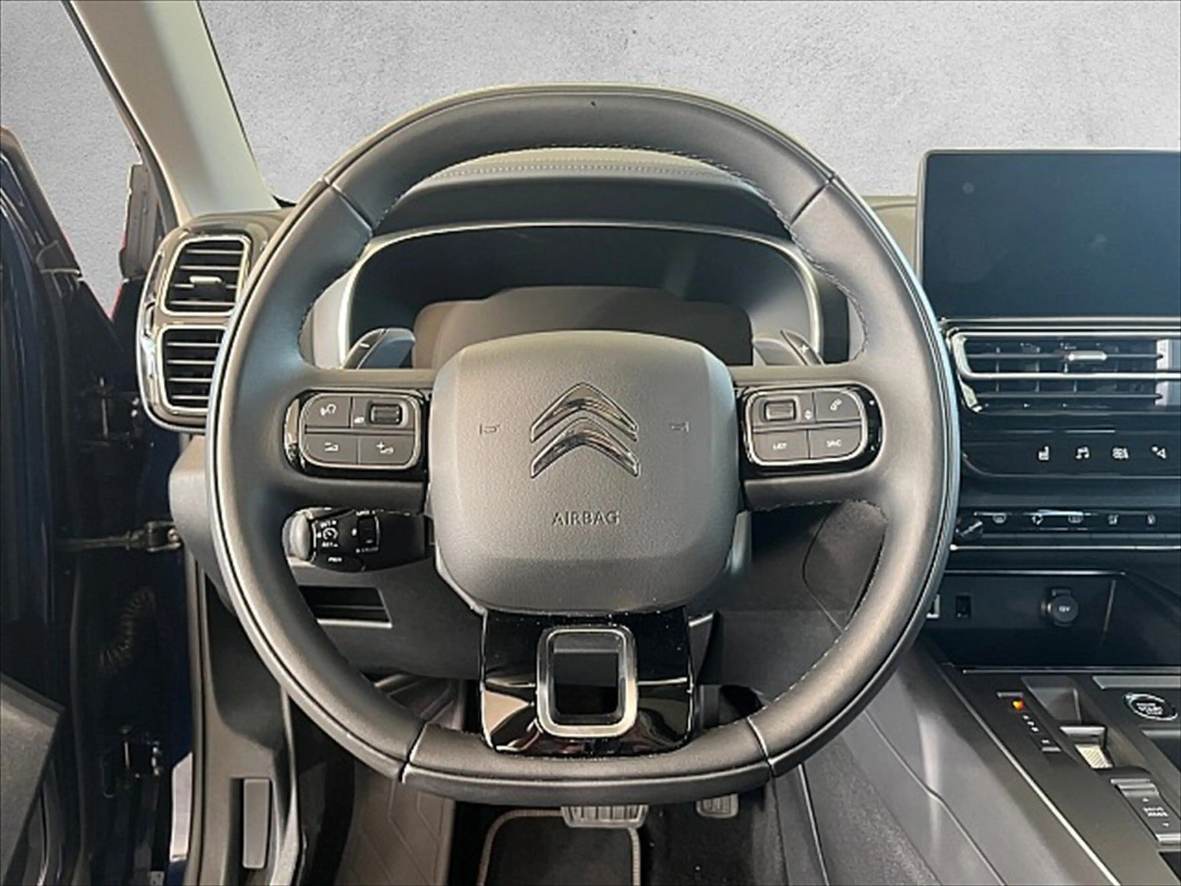 Citroen C5 Aircross 1.5 BlueHDi 130 Max LED Navi Pano SD — photo 9