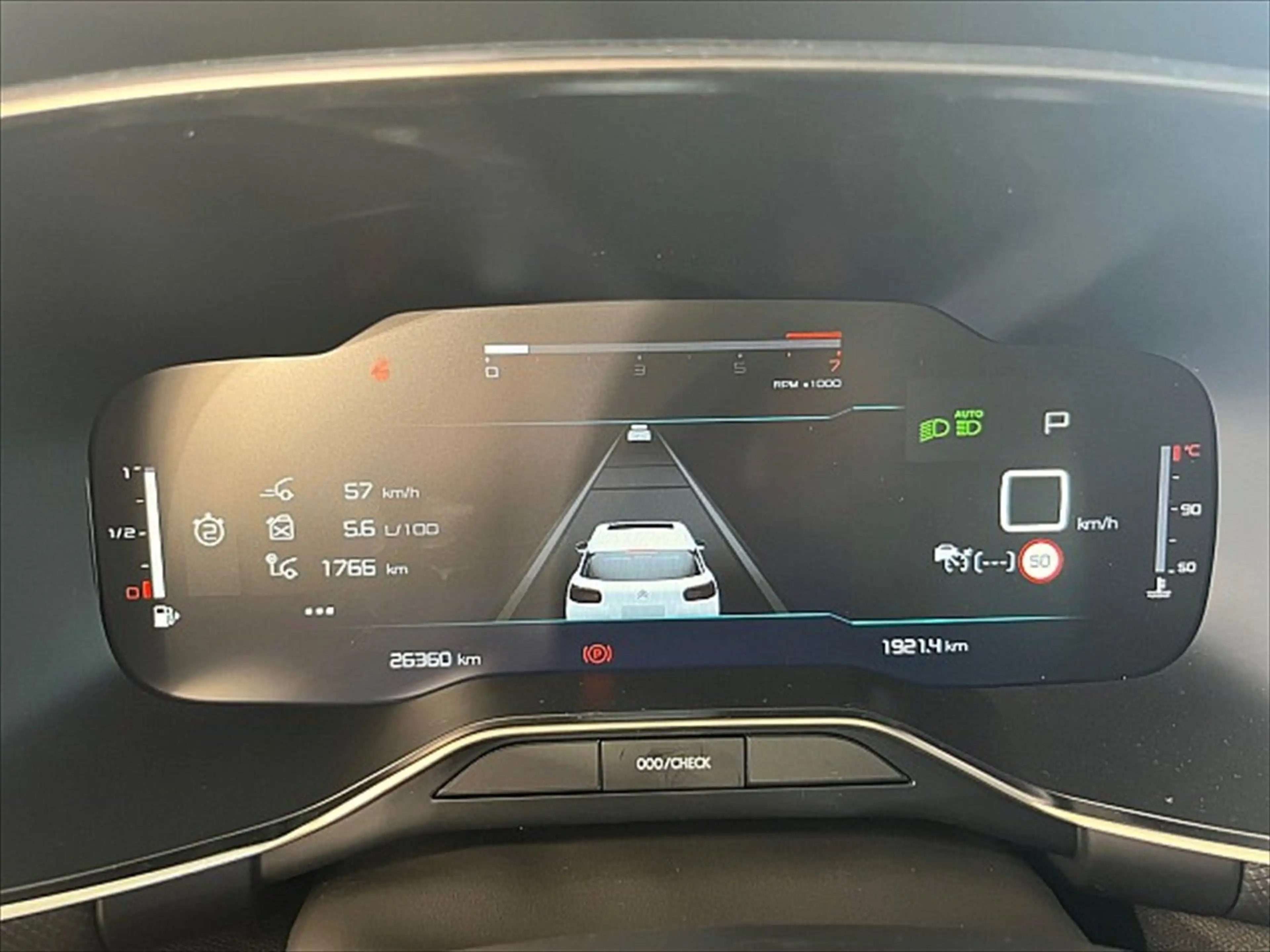 Citroen C5 Aircross 1.5 BlueHDi 130 Max LED Navi Pano SD — photo 10