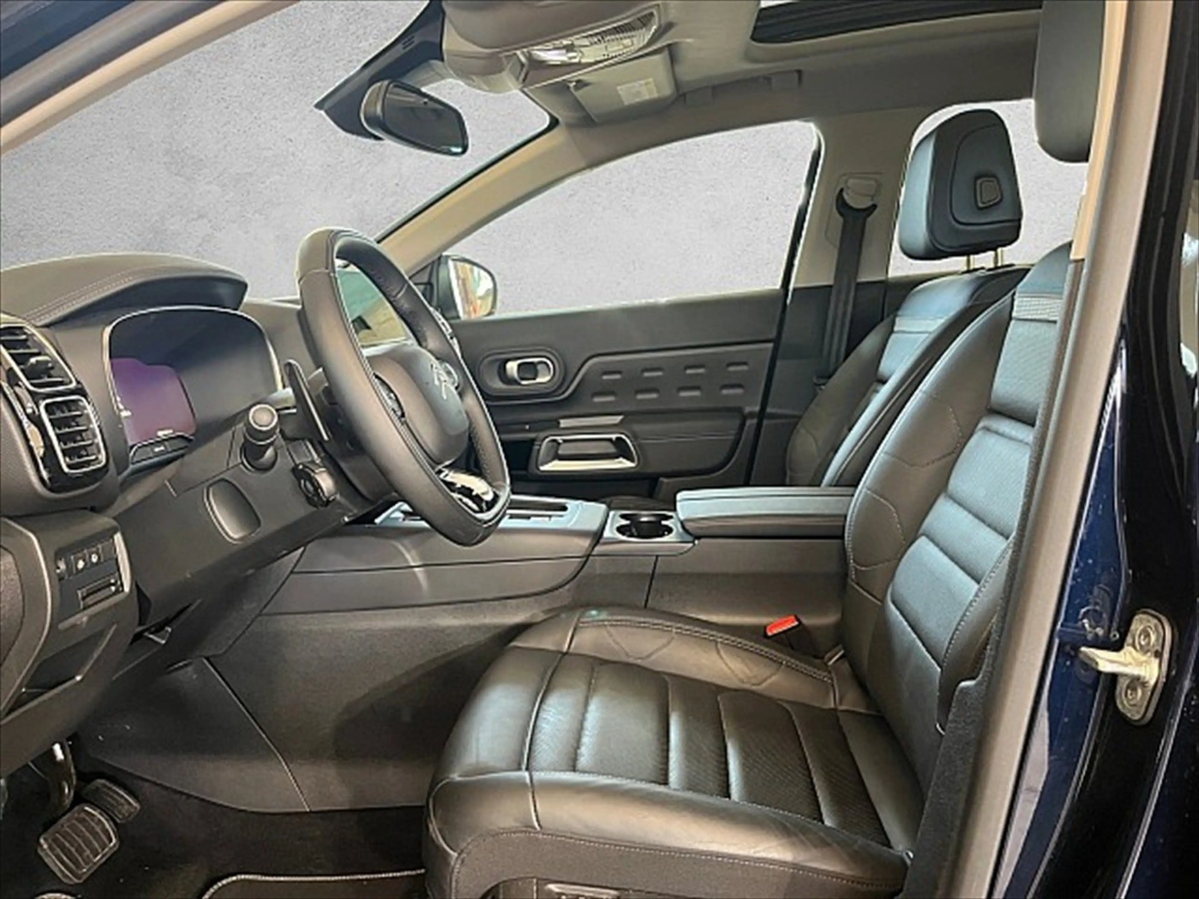 Citroen C5 Aircross 1.5 BlueHDi 130 Max LED Navi Pano SD — photo 6