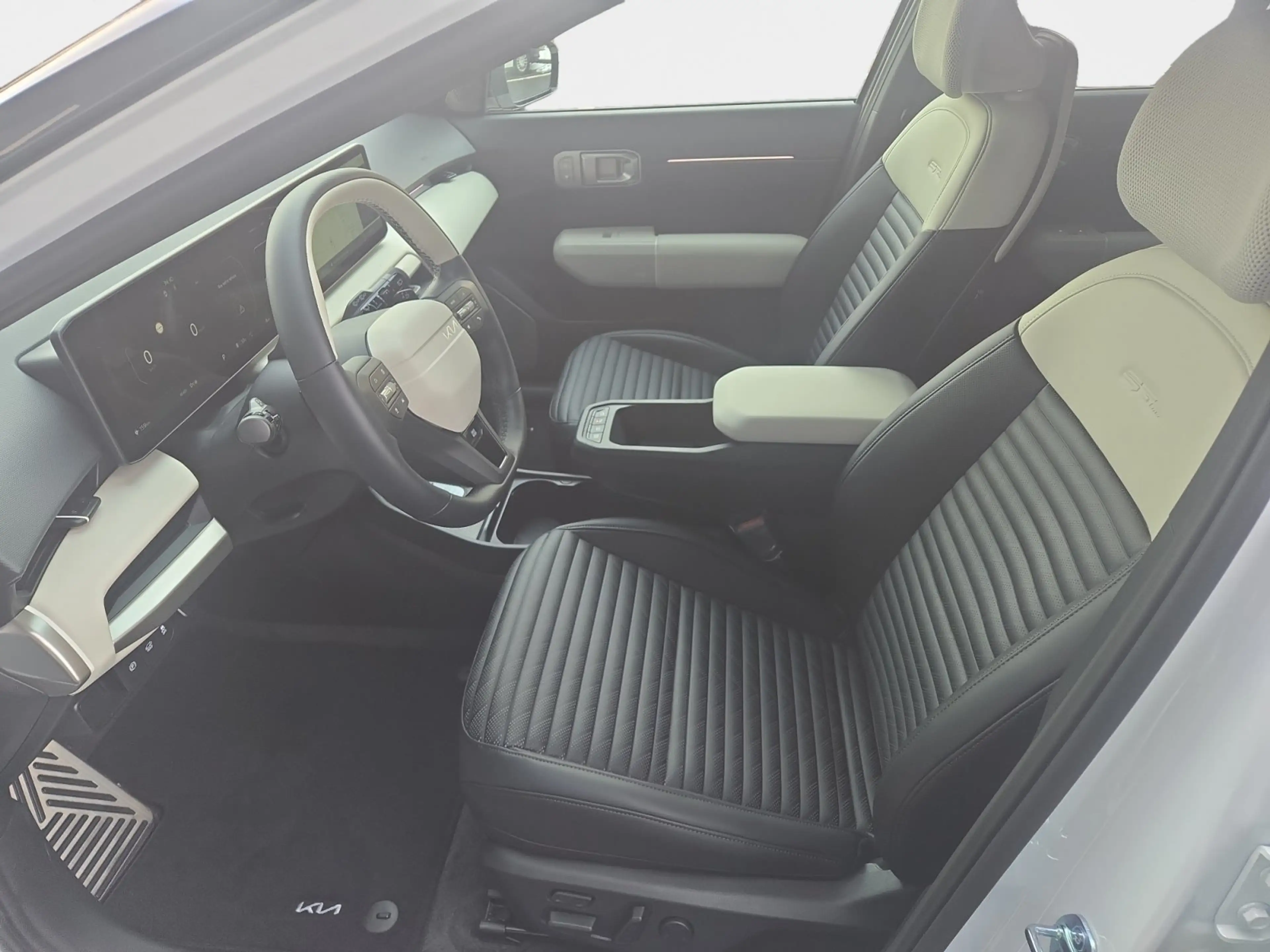 Kia EV4 81 kWh GT-Line DriveWise+Comfort+Connect+Key+ — photo 8
