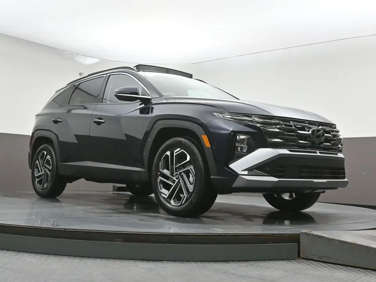 Hyundai TUCSON снимка Hyundai TUCSON