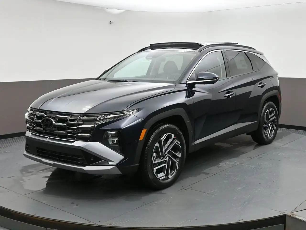 Hyundai TUCSON снимка Hyundai TUCSON