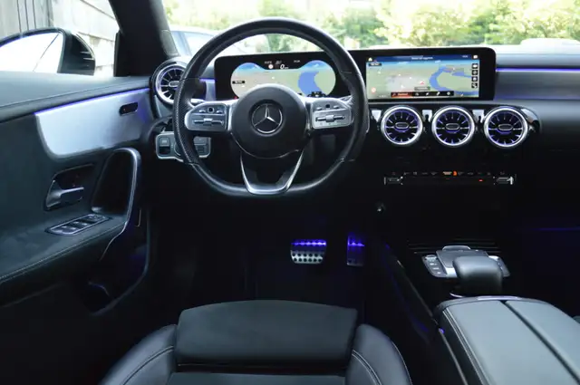 Mercedes-Benz Cla view 4
