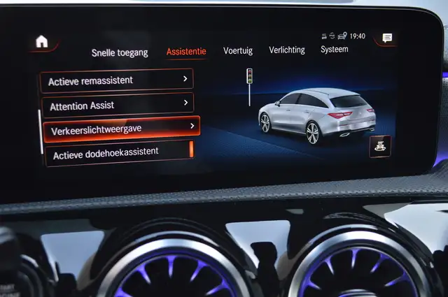 Mercedes-Benz Cla view 21