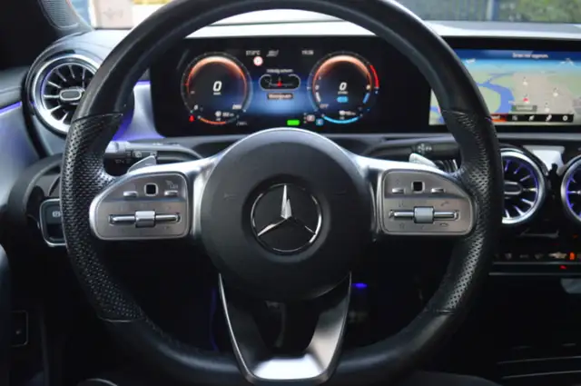 Mercedes-Benz Cla view 16