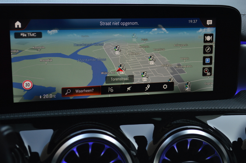 Mercedes-Benz CLA 250 Shooting Brake e AMG Led Panorama Widescreen Sfeer — photo 12
