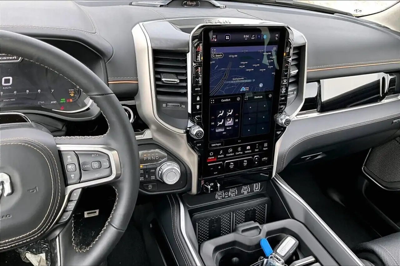 RAM 1500 снимка RAM 1500