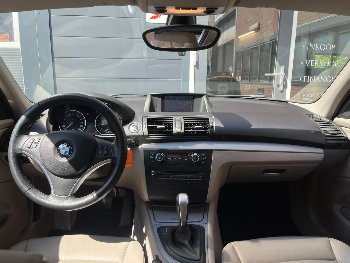 BMW 118 1-serie 118i Business Line Ultimate Edition|Nap|Au Grijs - 2