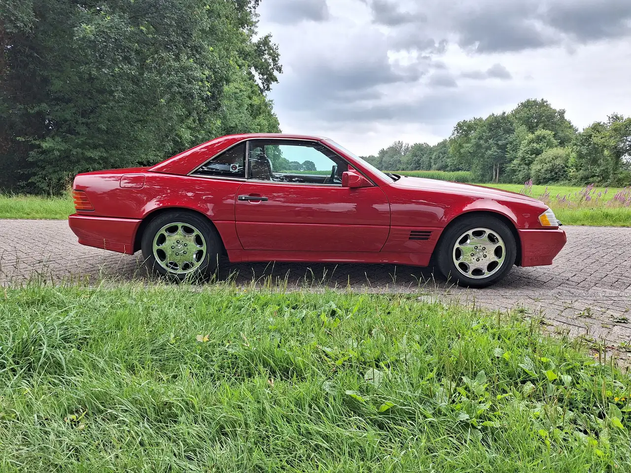 Mercedes-Benz SL 500 (1992) red with beige leather in lovely condition!, foto 11