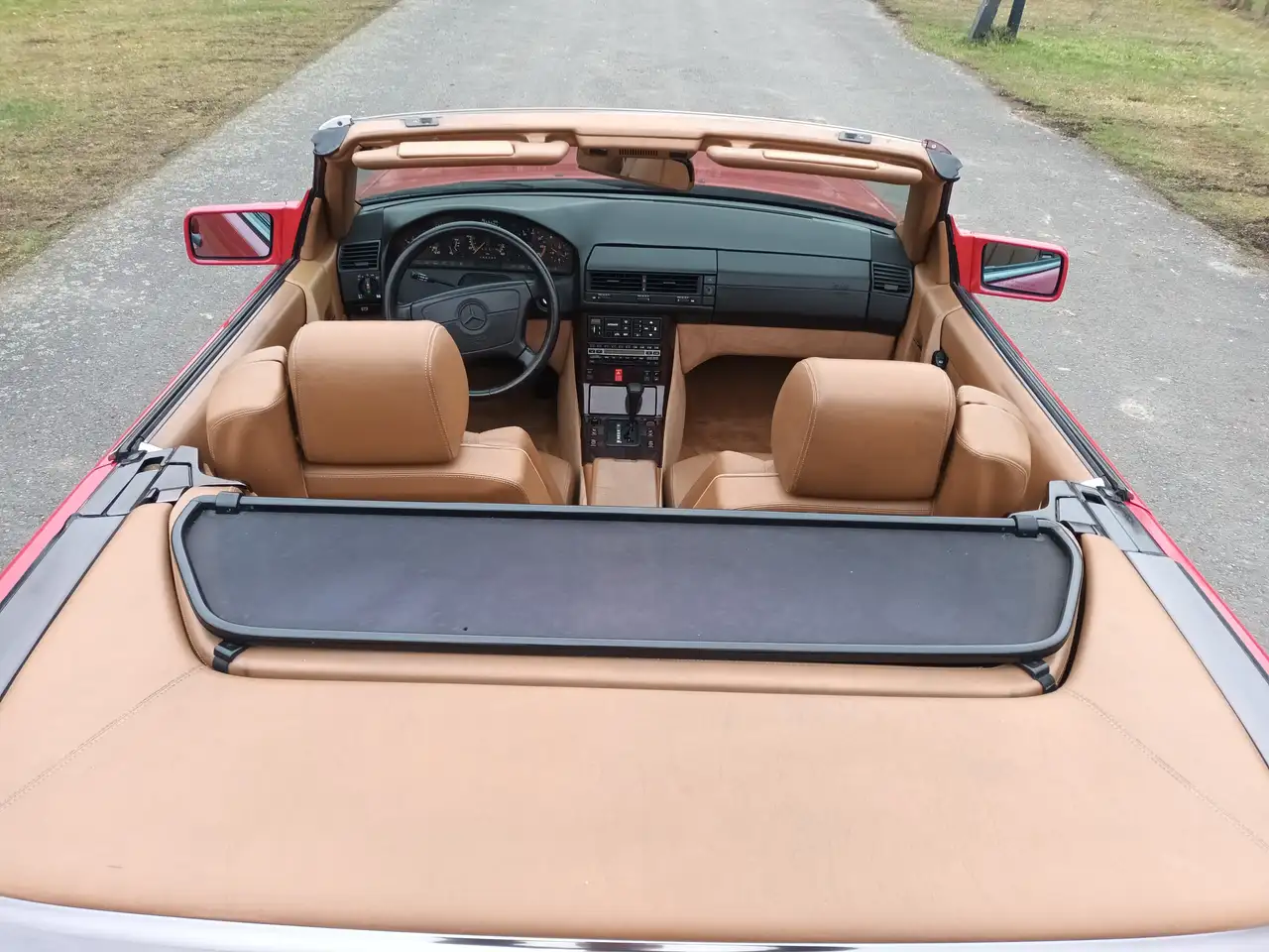 Mercedes-Benz SL 500 (1992) red with beige leather in lovely condition!, foto 6