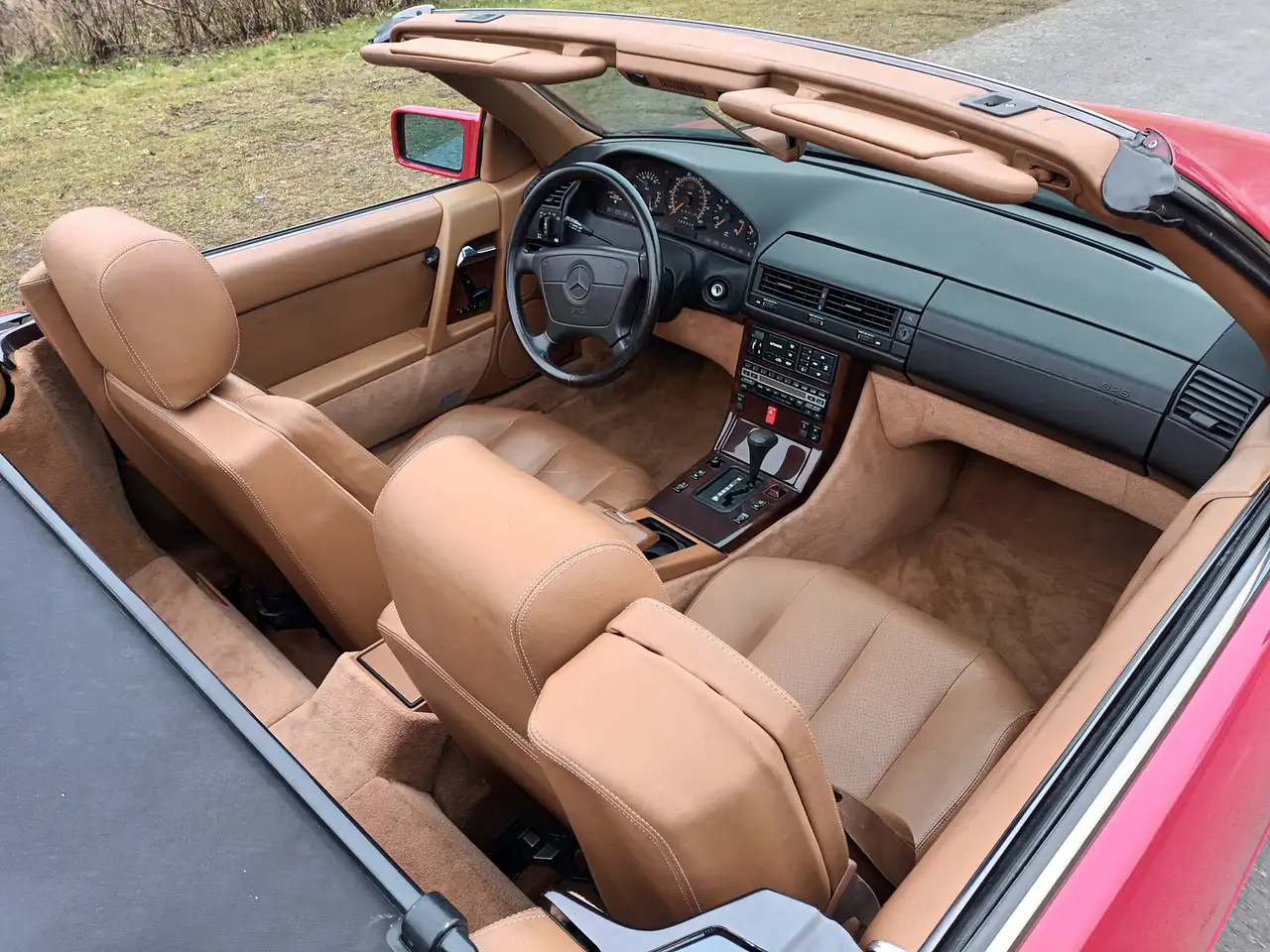 Mercedes-Benz SL 500 (1992) red with beige leather in lovely condition!, foto 2