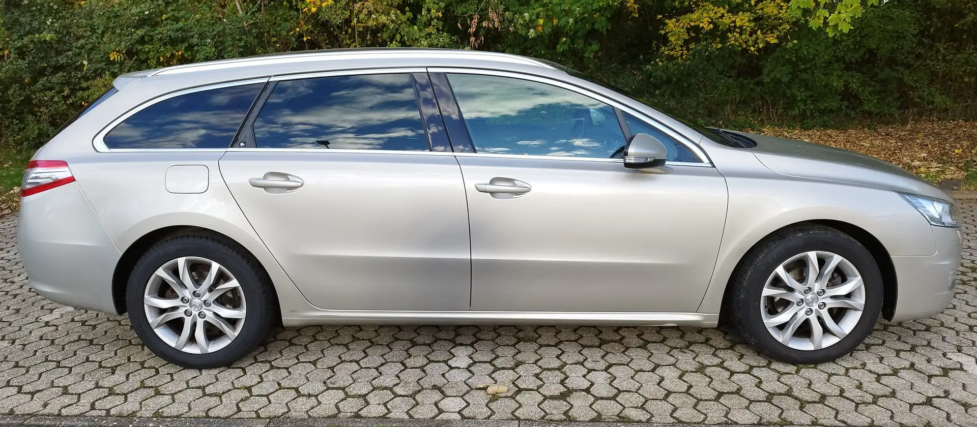 Peugeot 508 508 SW Diesel SW e-HDi FAP 115 EGS6 Allure-Line Beige - 2