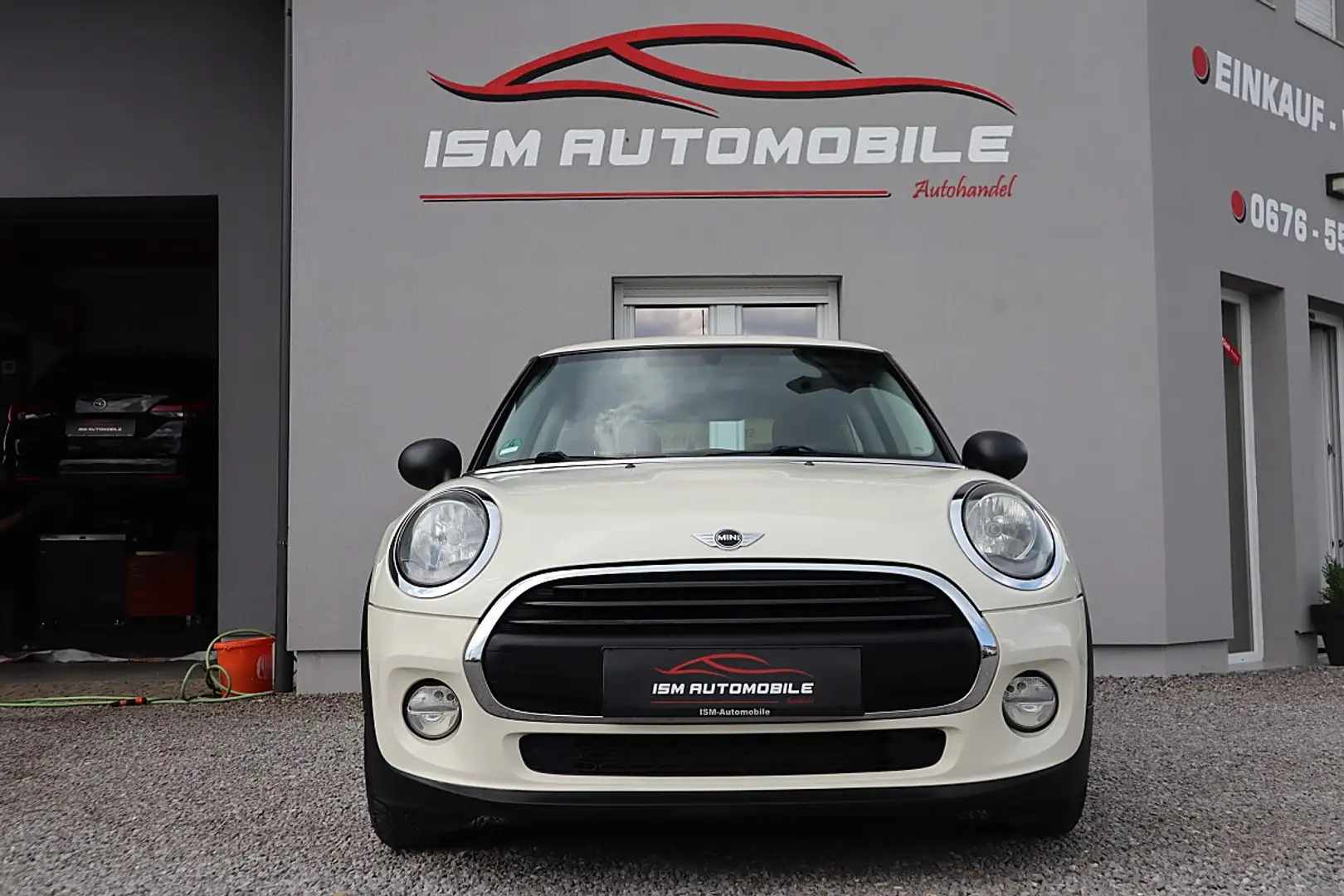 MINI One MINI Hatch One First Weiß - 2