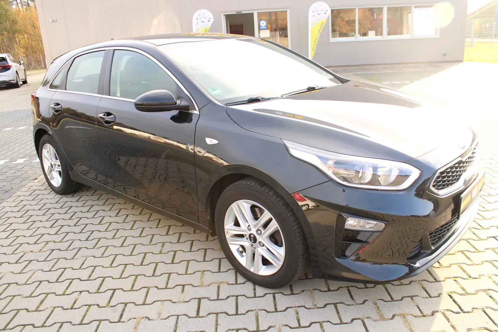 Kia Ceed / cee'd Vision*KAMERA*KLIMA*TEMPOMAT*NAVI* Negro - 2