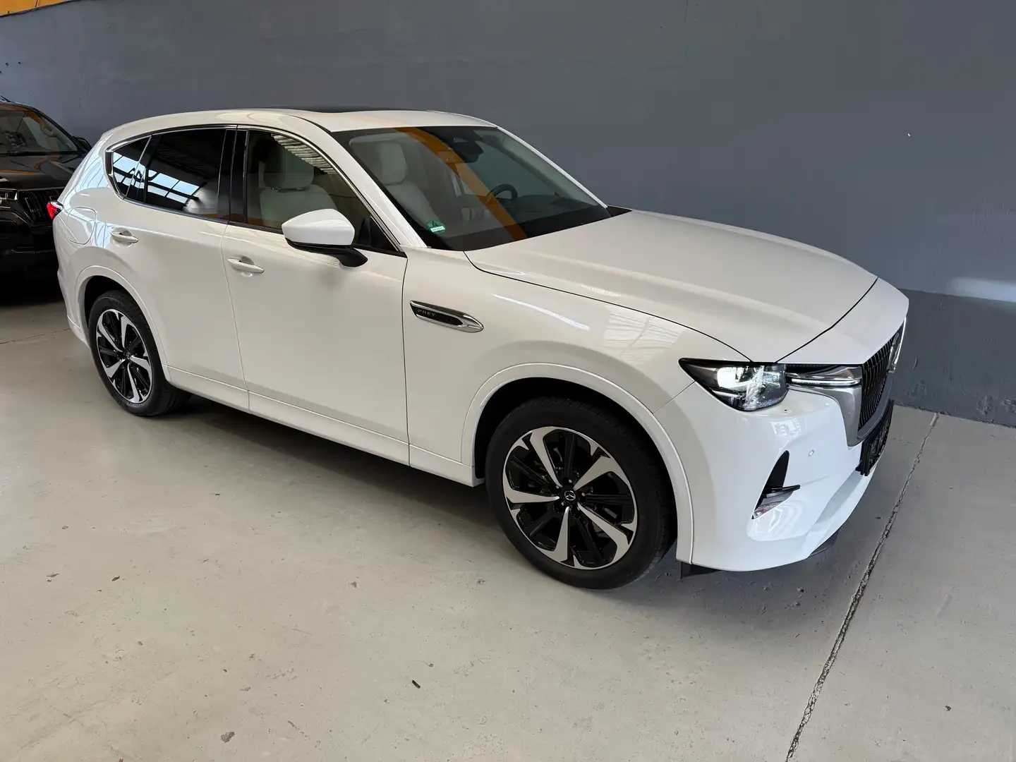 Mazda CX-60 CX-60 AWD PHEV AUT HOMURA ACC PAN 360 Weiß - 2