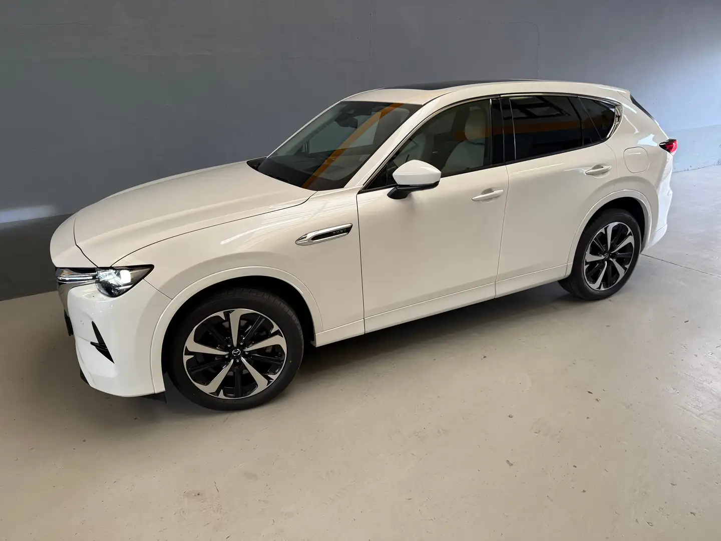 Mazda CX-60 CX-60 AWD PHEV AUT HOMURA ACC PAN 360 Weiß - 1