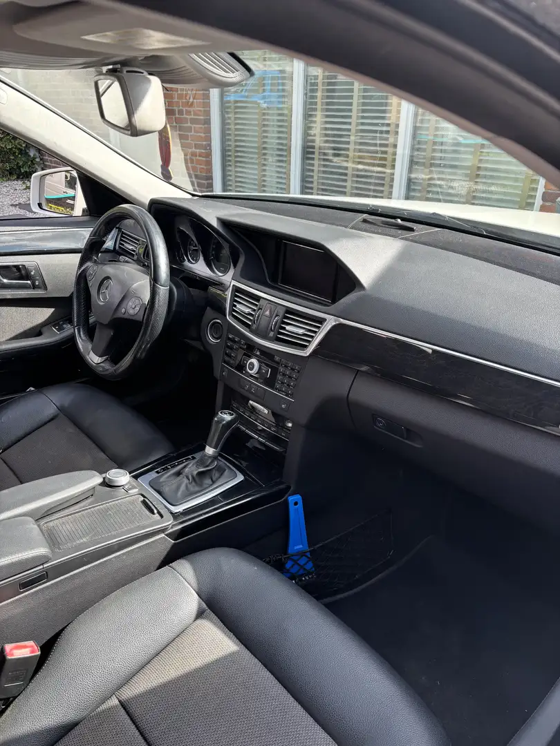 Mercedes-Benz E 250 E 250 Bns Cl. Av.g Wit - 2