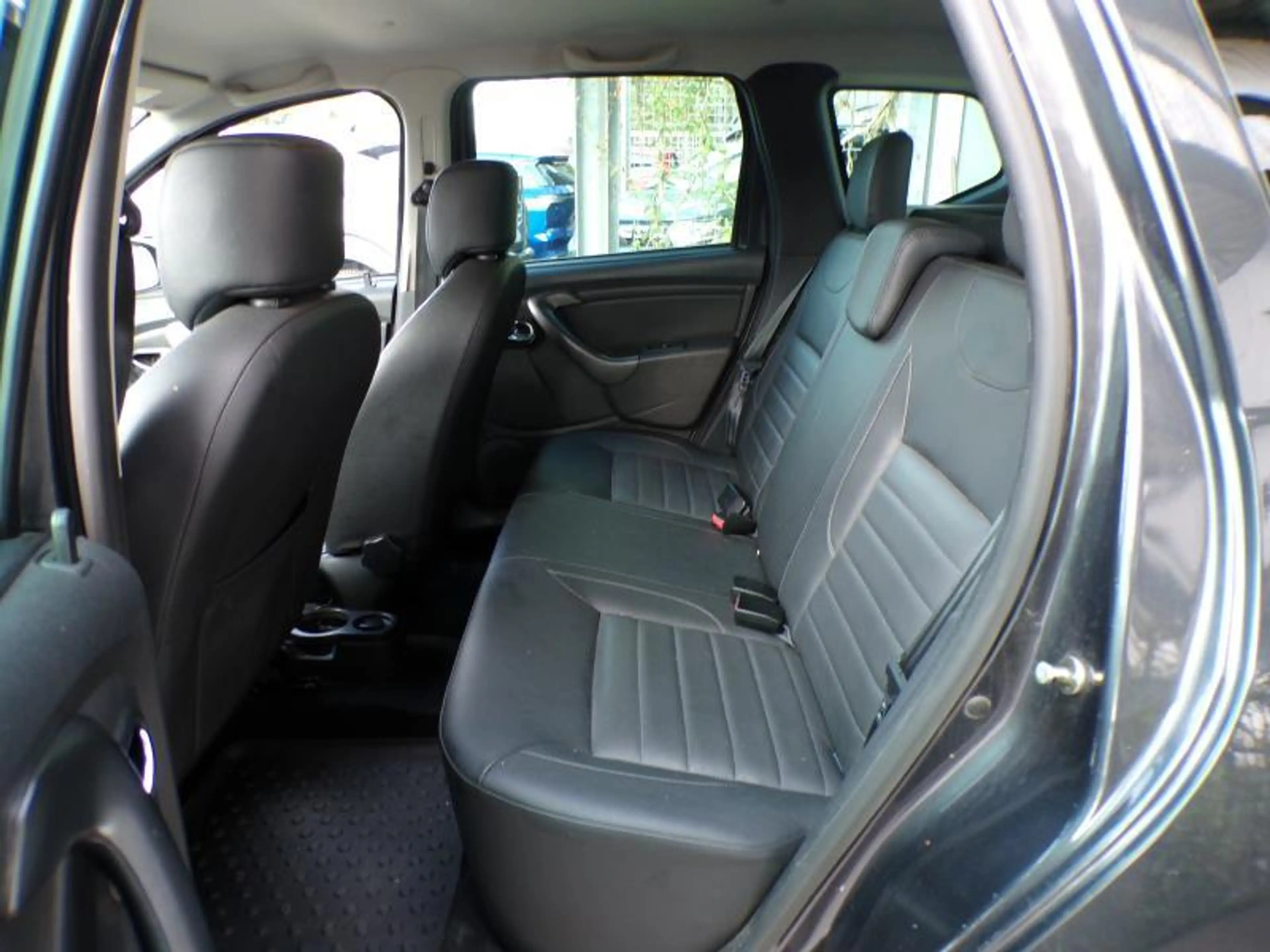 Dacia Duster 1.5DCi 109cv Gris 12/15 Airco GPS Camera Cruise — photo 7