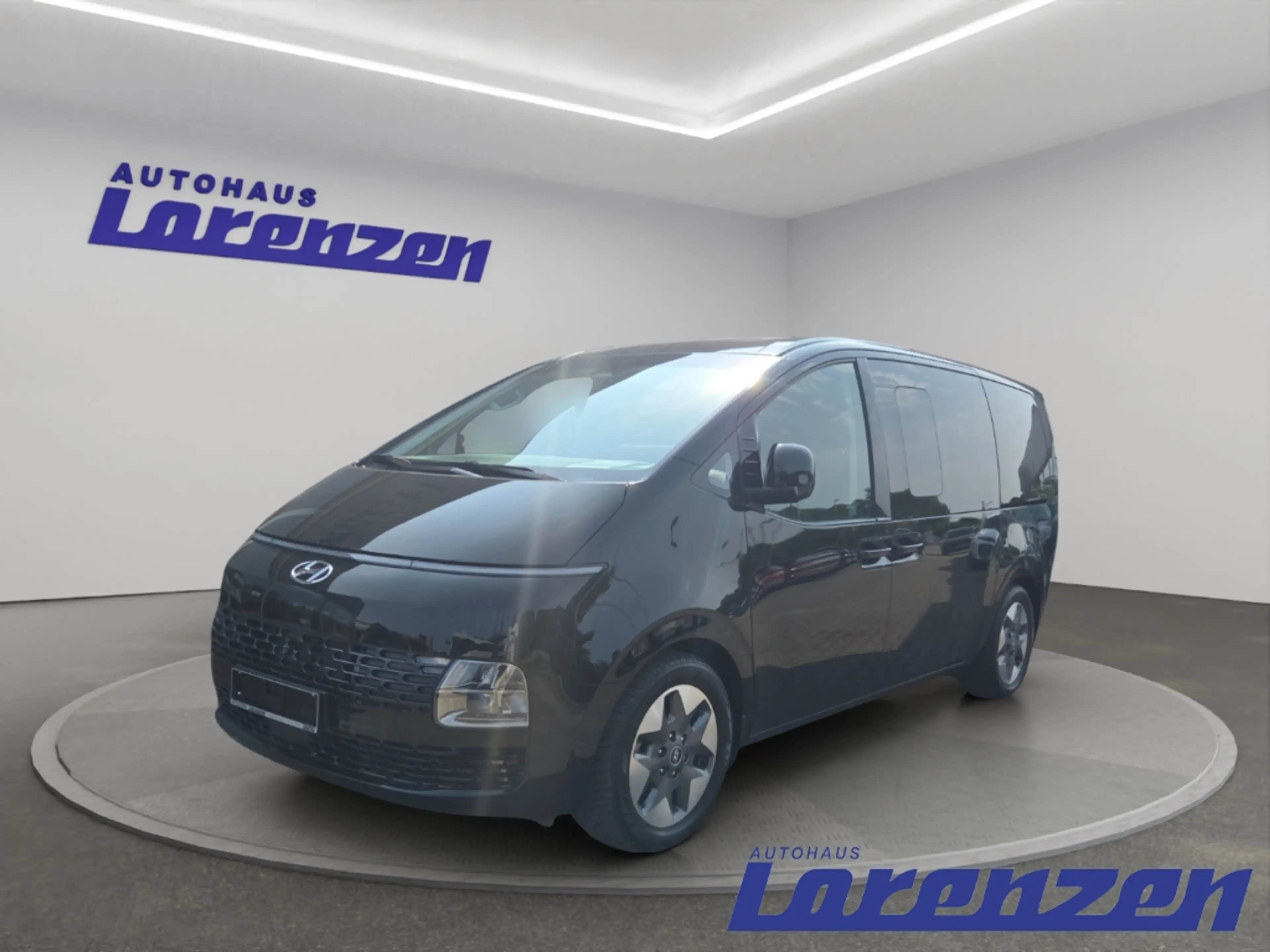 Hyundai STARIA CRDi 2.2 Prime Panoramadach Navi Digitales Cockpit
