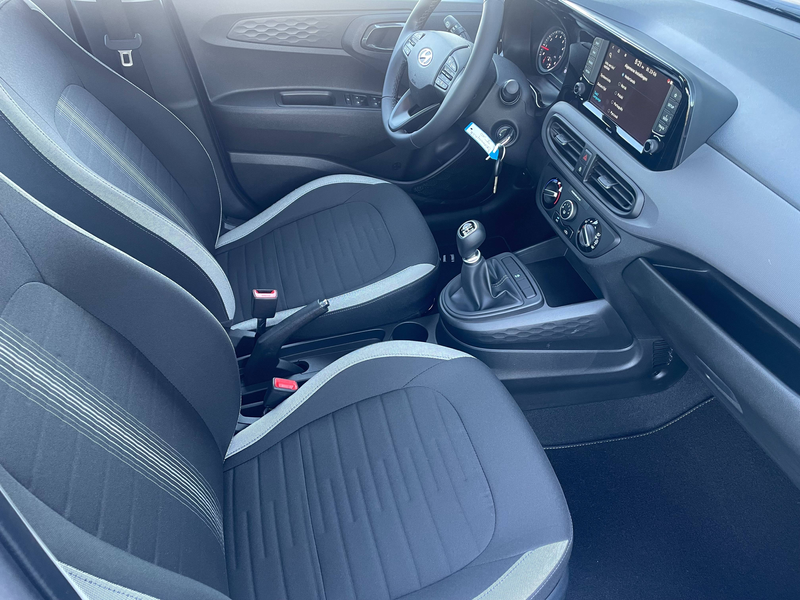 Hyundai i10 i10 1.0i Twist Techno Pack — photo 7