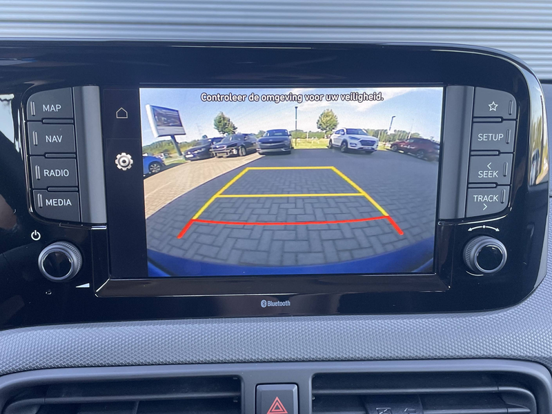 Hyundai i10 i10 1.0i Twist Techno Pack — photo 11