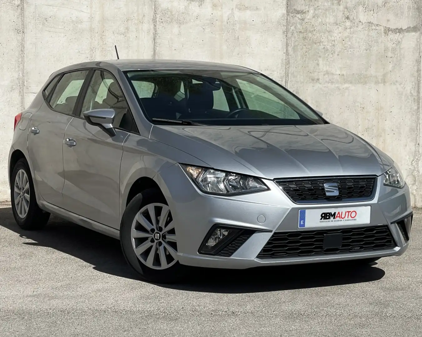 SEAT Ibiza 1.0 MPI S&S Reference 80 Gris - 1