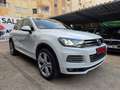 Volkswagen Touareg 3.0TDI V6 BMT 245 Tiptronic Alb - thumbnail 4