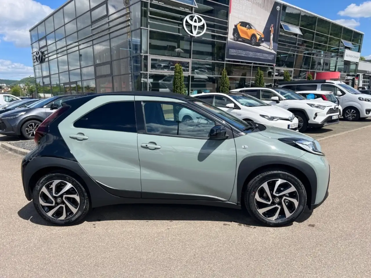 Toyota Aygo X Air Teamplayer 1.0l Faltdach Automatik - Rückfahrk 3