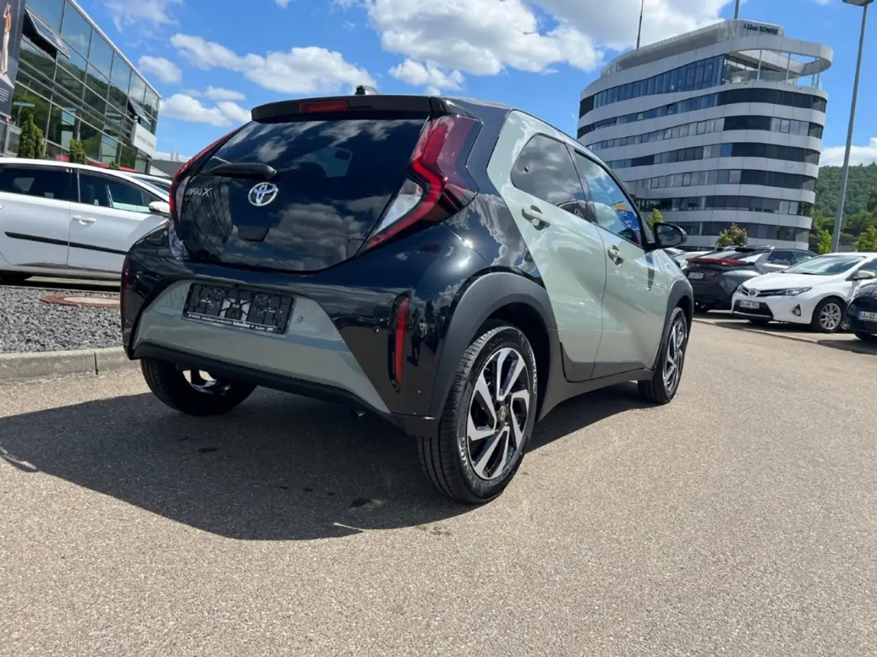 Toyota Aygo X Air Teamplayer 1.0l Faltdach Automatik - Rückfahrk 4