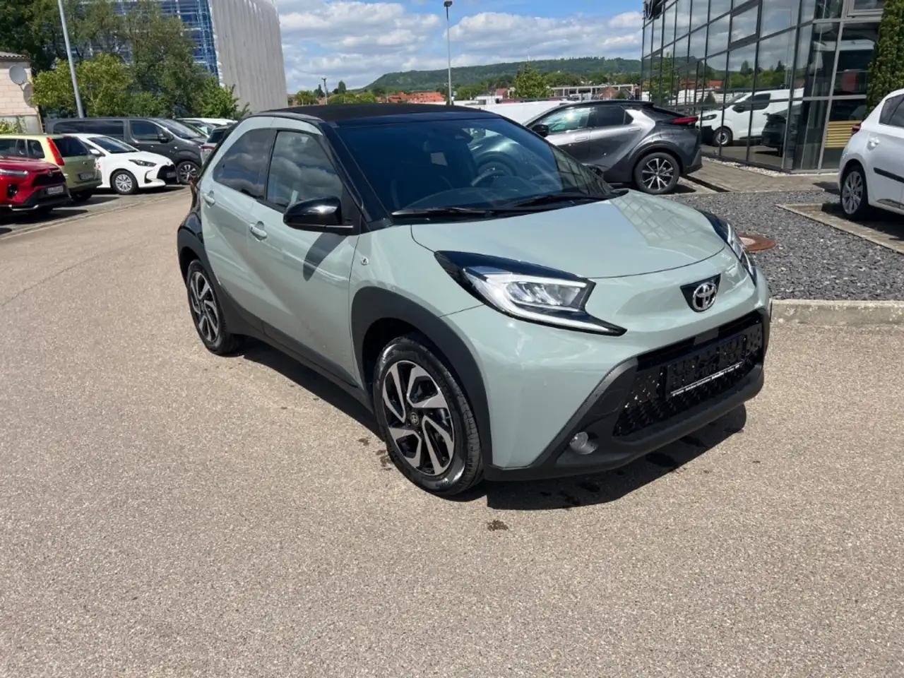 Toyota Aygo X Air Teamplayer 1.0l Faltdach Automatik - Rückfahrk 2