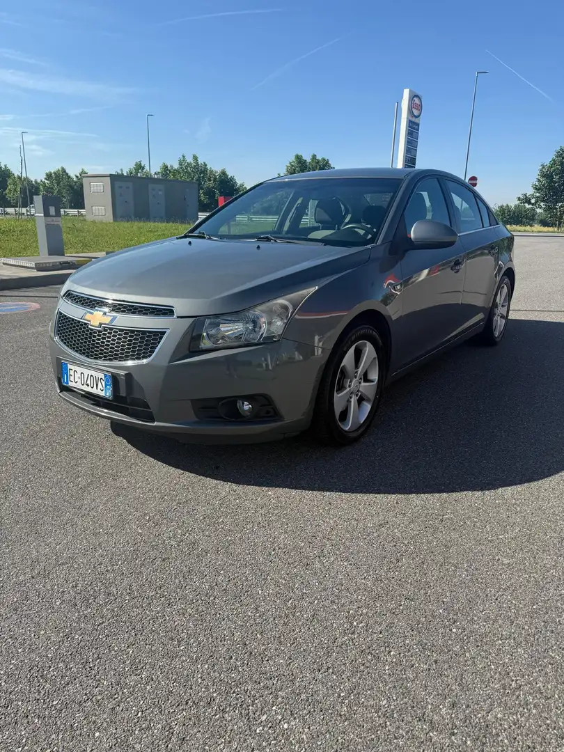 Chevrolet Cruze Cruze 2.0 td LT Grijs - 1