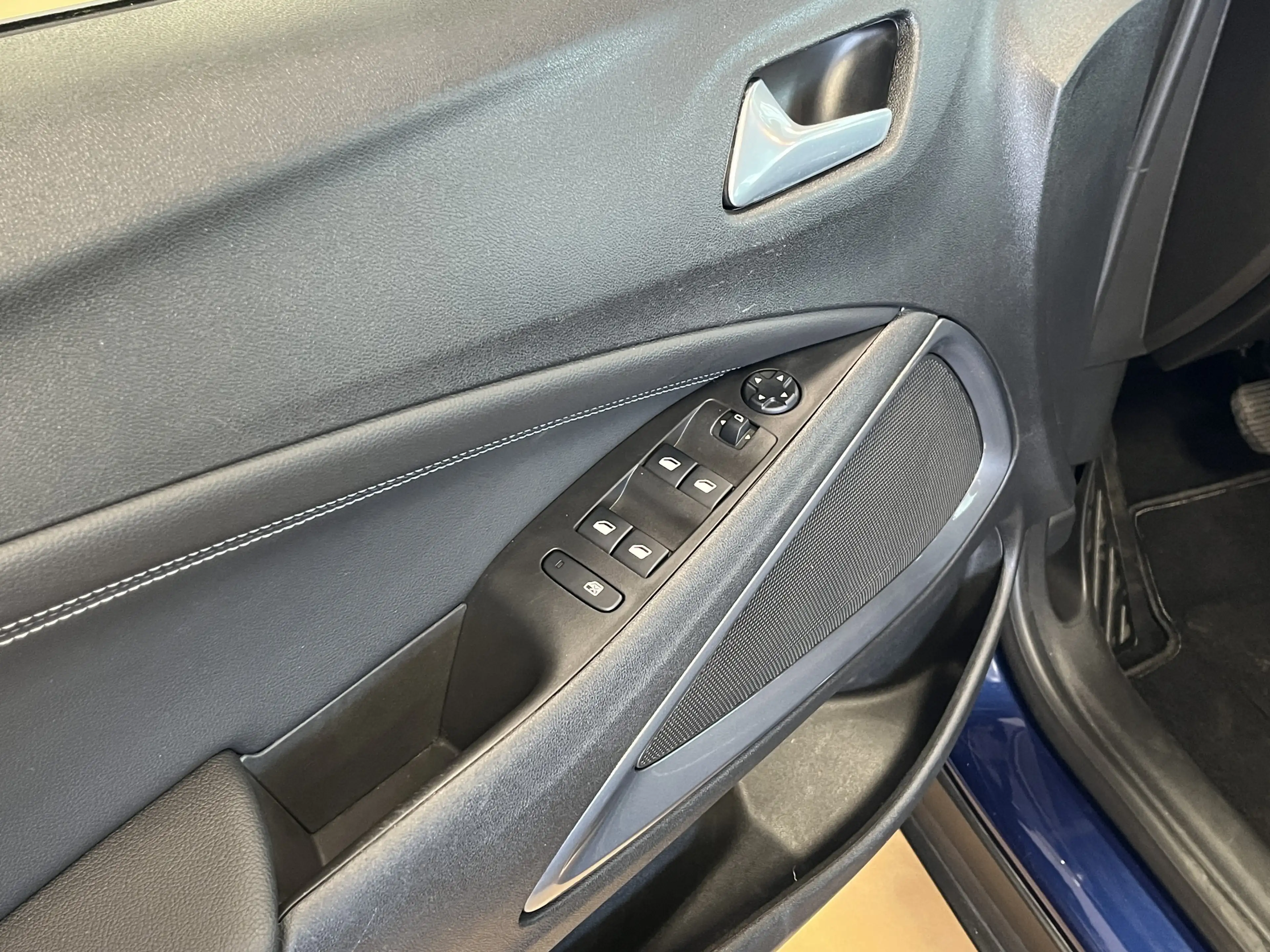 Opel Crossland Elegance*Teilleder*Navi*Tempomat*LED — photo 10