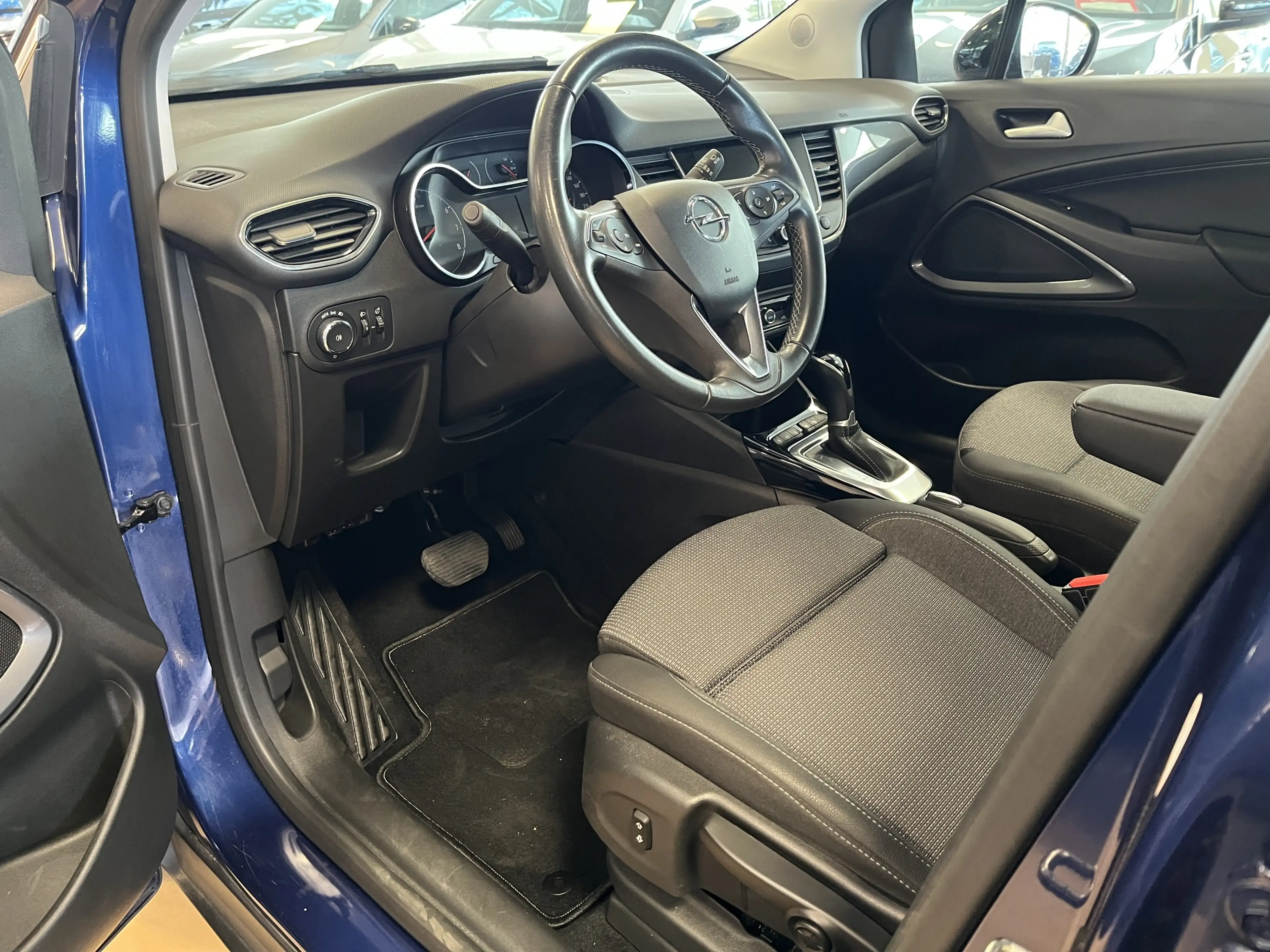 Opel Crossland Elegance*Teilleder*Navi*Tempomat*LED — photo 11