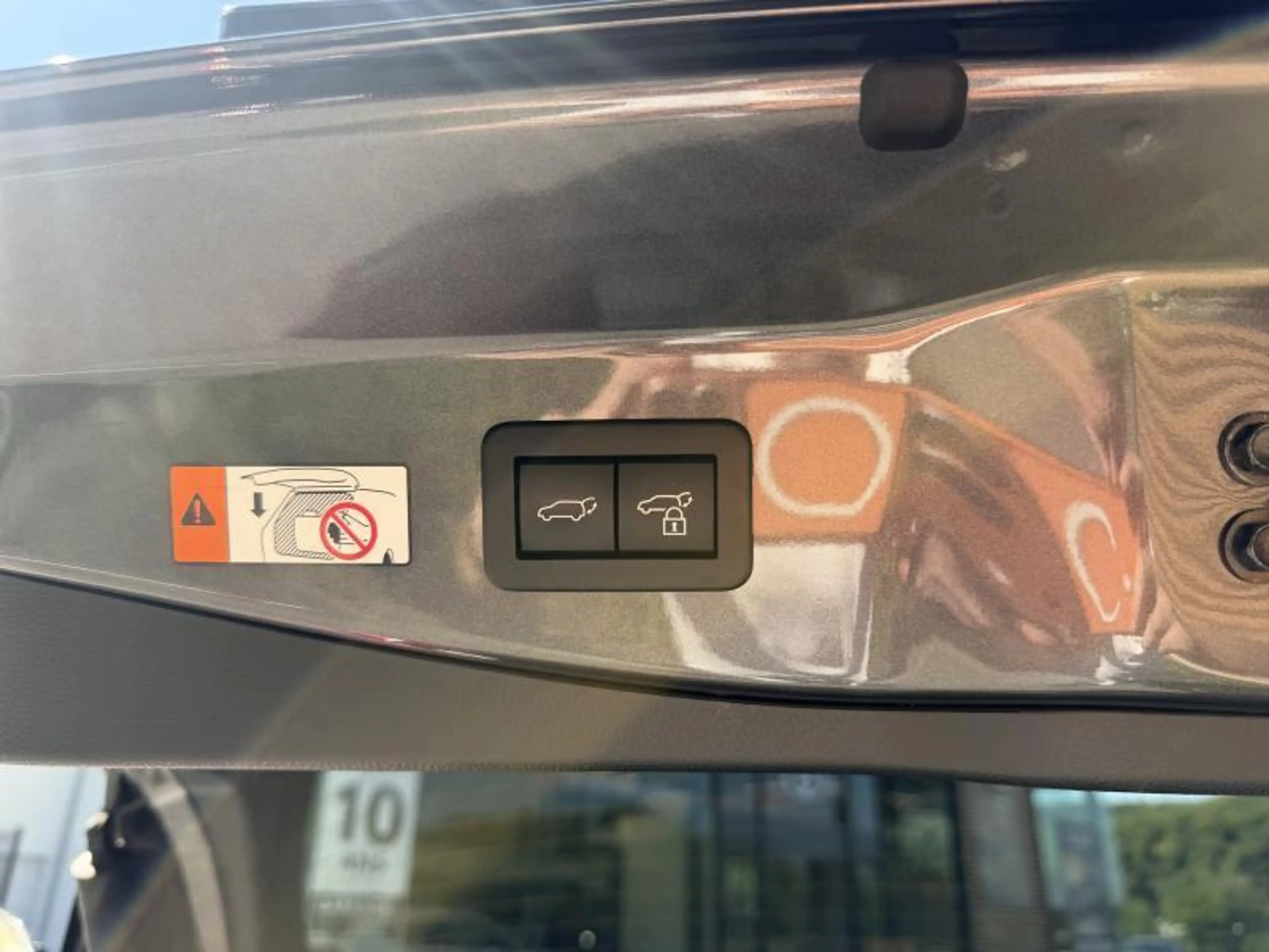 Toyota C-HR Dynamic Plus Mono-Tone — photo 15