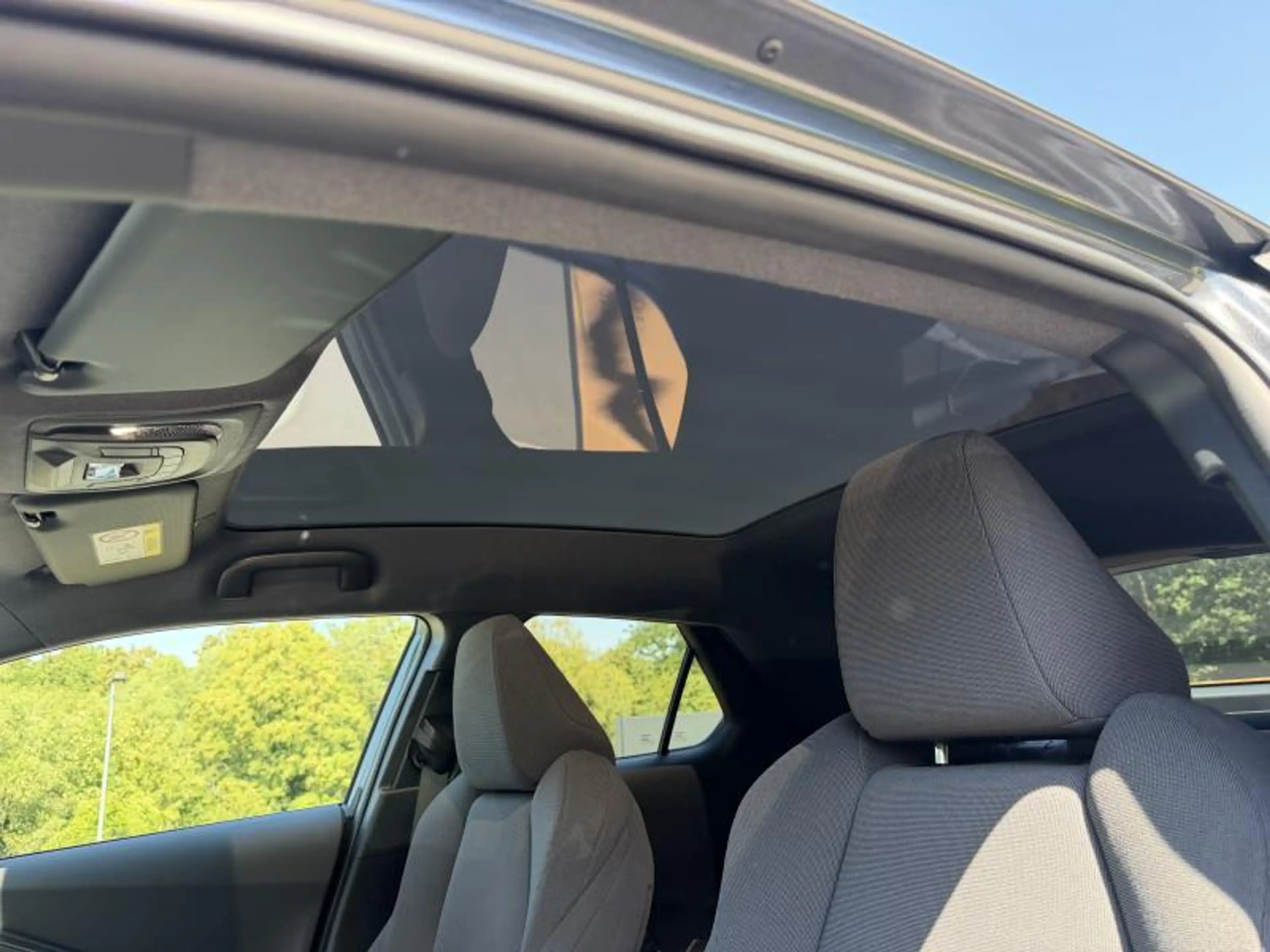 Toyota C-HR Dynamic Plus Mono-Tone — photo 13